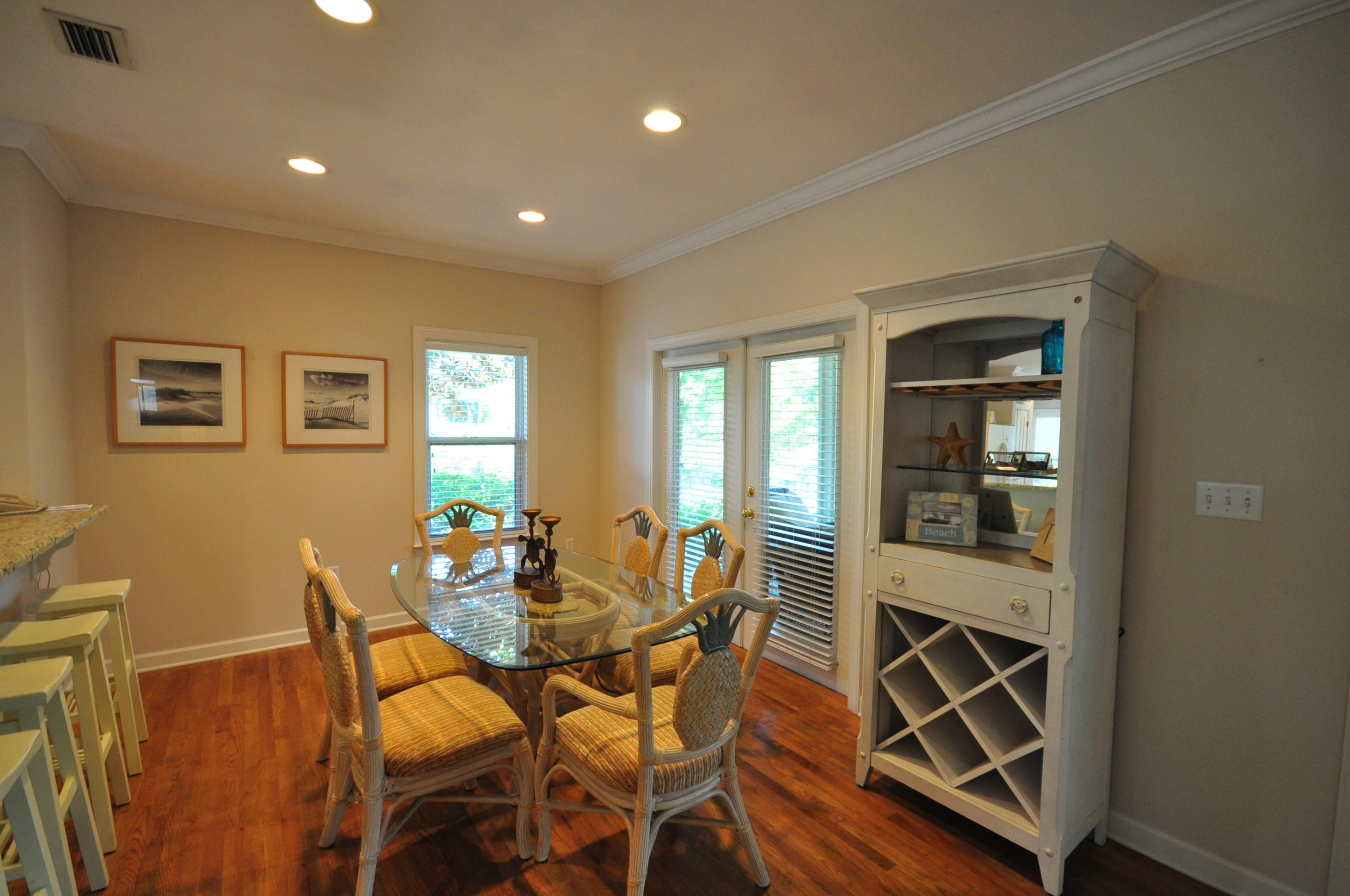 PRESTWICK PLACE - Residential