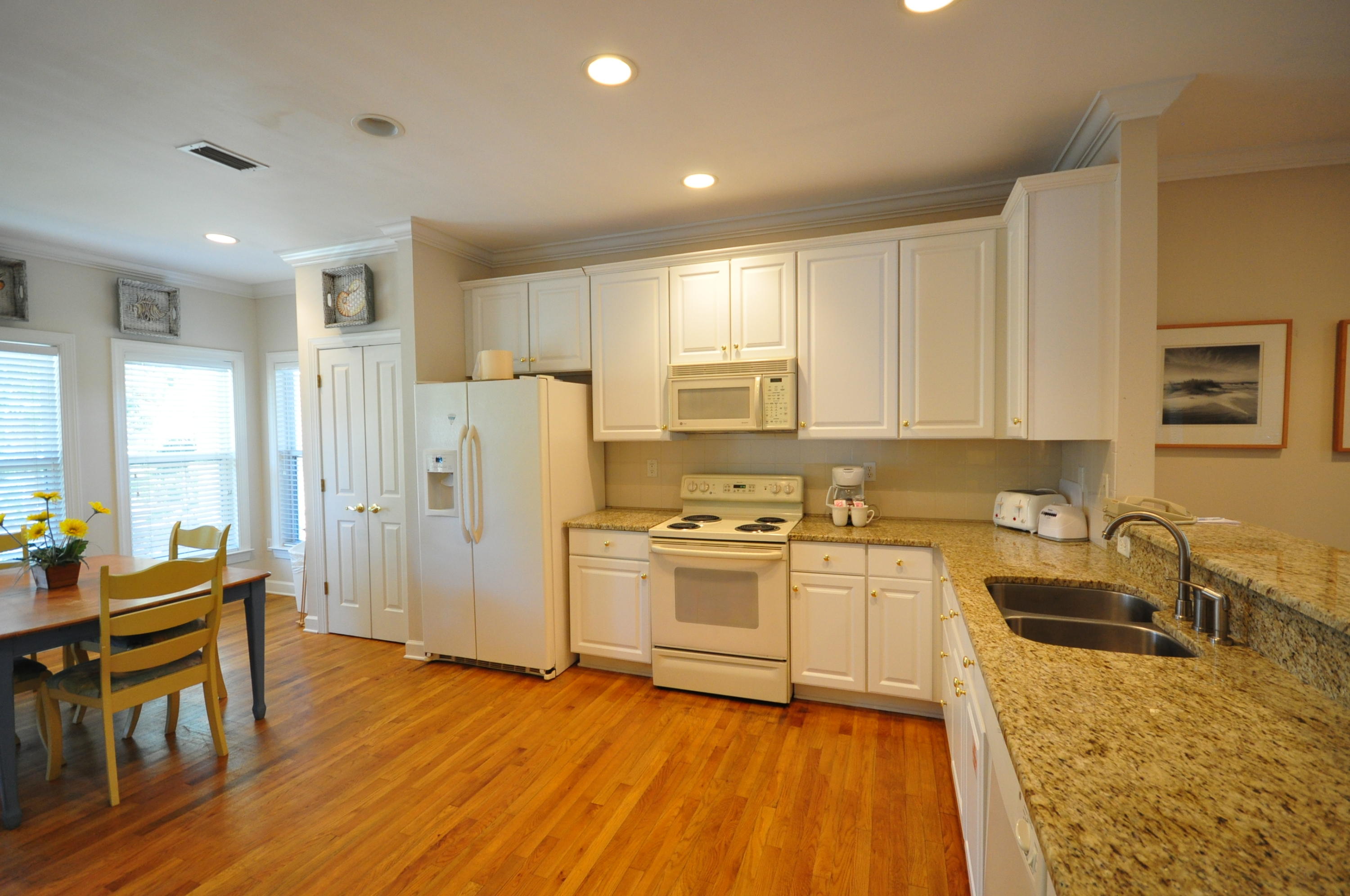 PRESTWICK PLACE - Residential