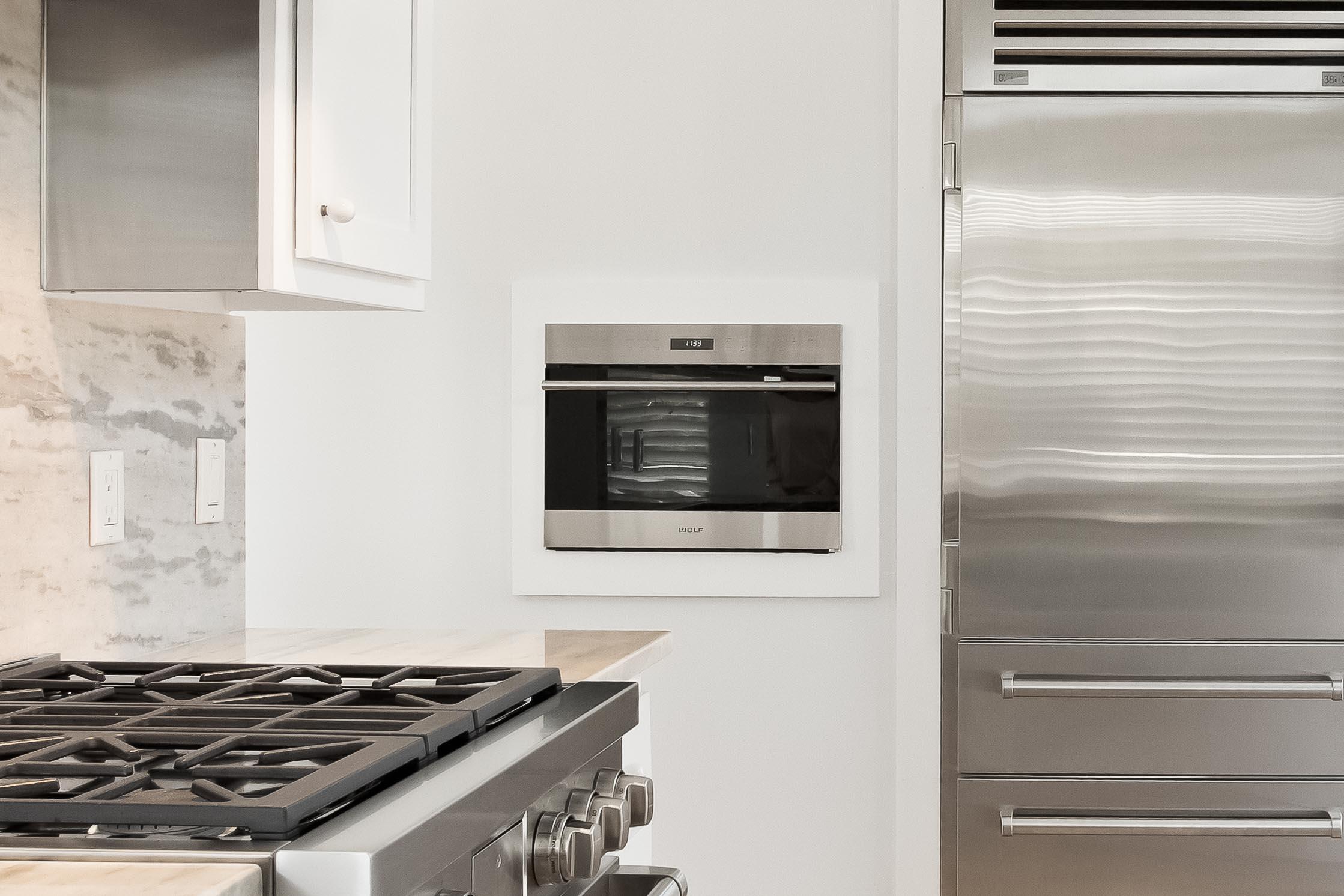 CRYSTAL LAKE - Residential