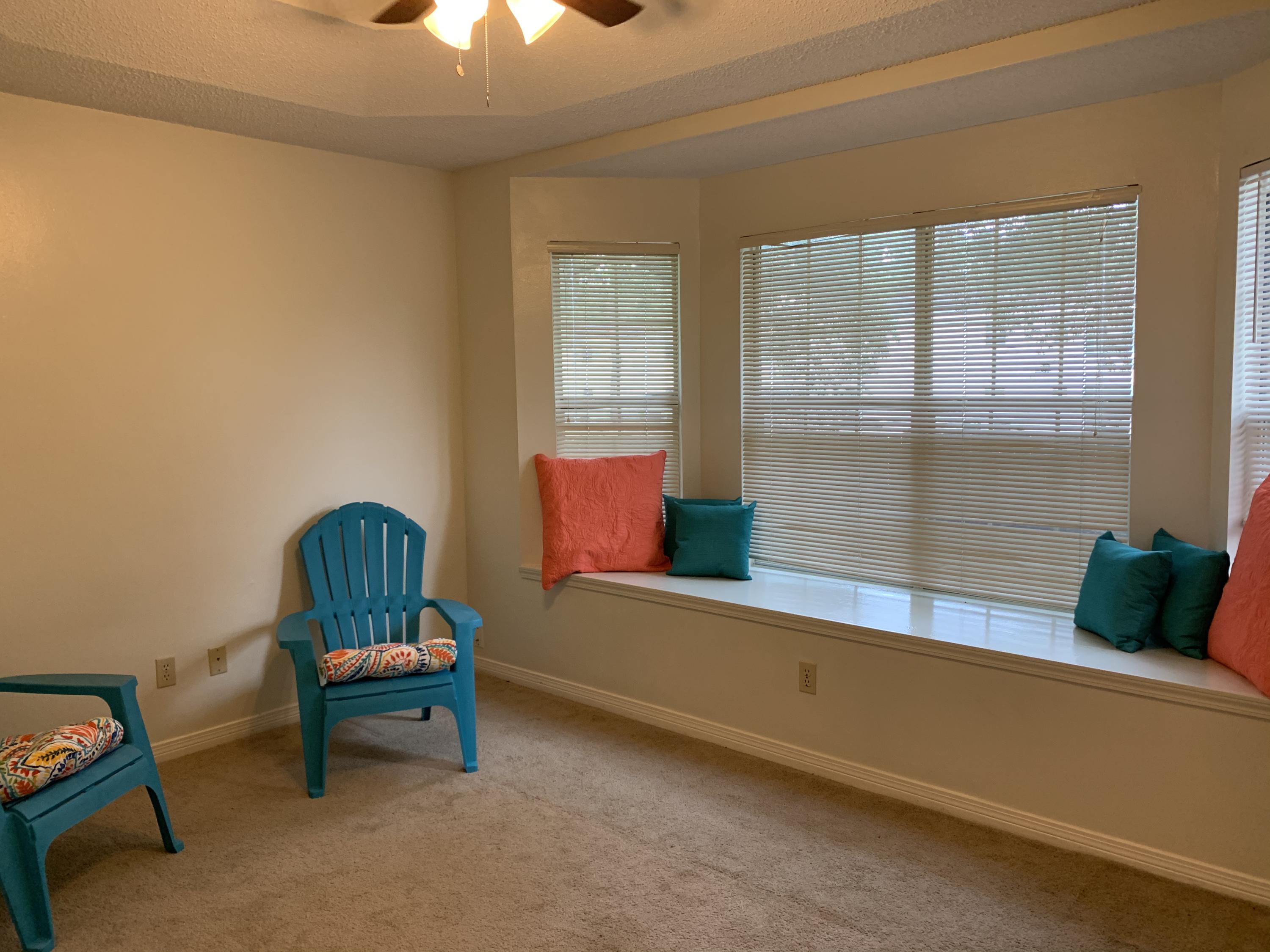 Oakland Manor 2 - Residential