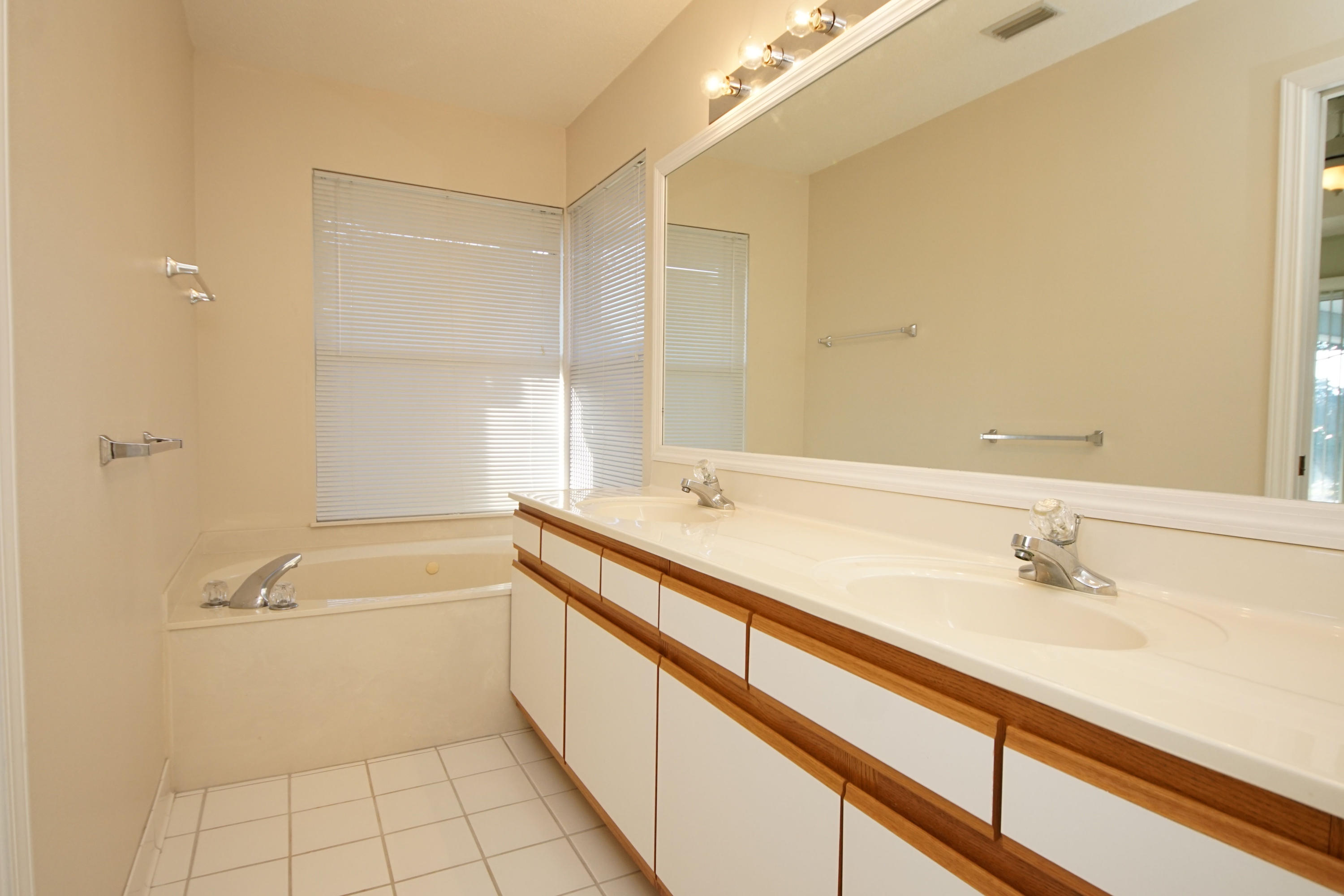 BELLA VISTA S/D - Residential