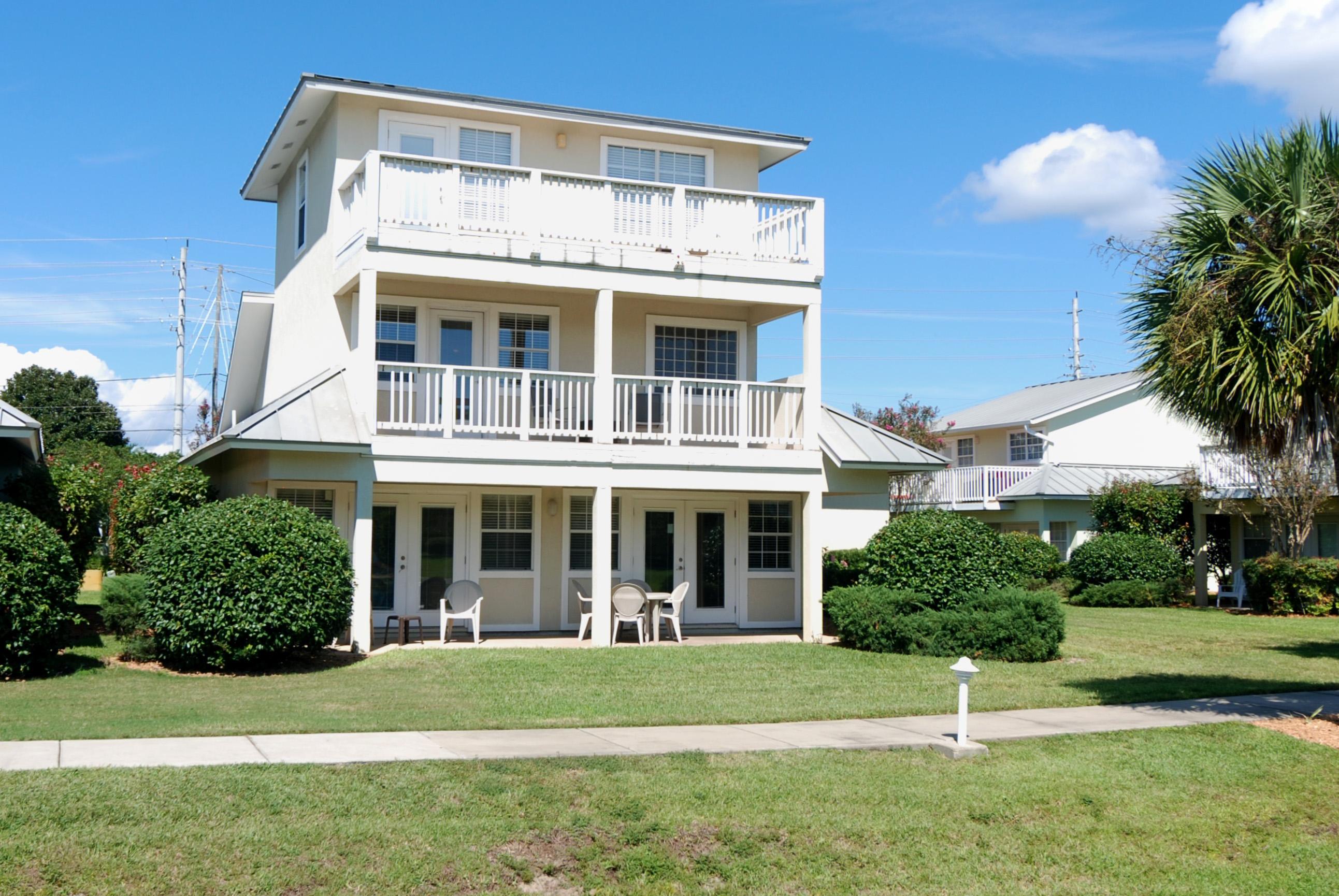 MAINSAIL COTTAGES - Residential