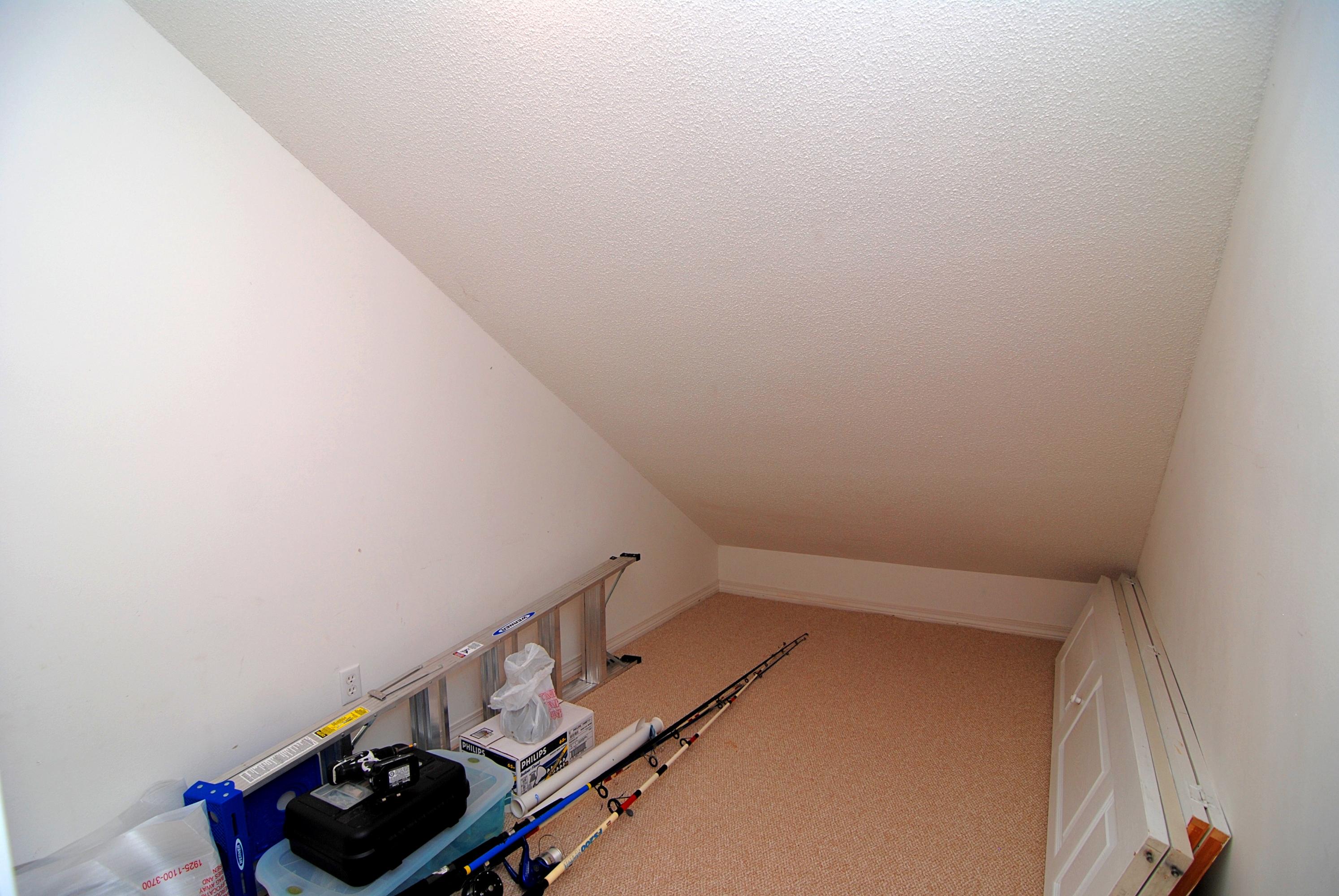 MAINSAIL COTTAGES - Residential