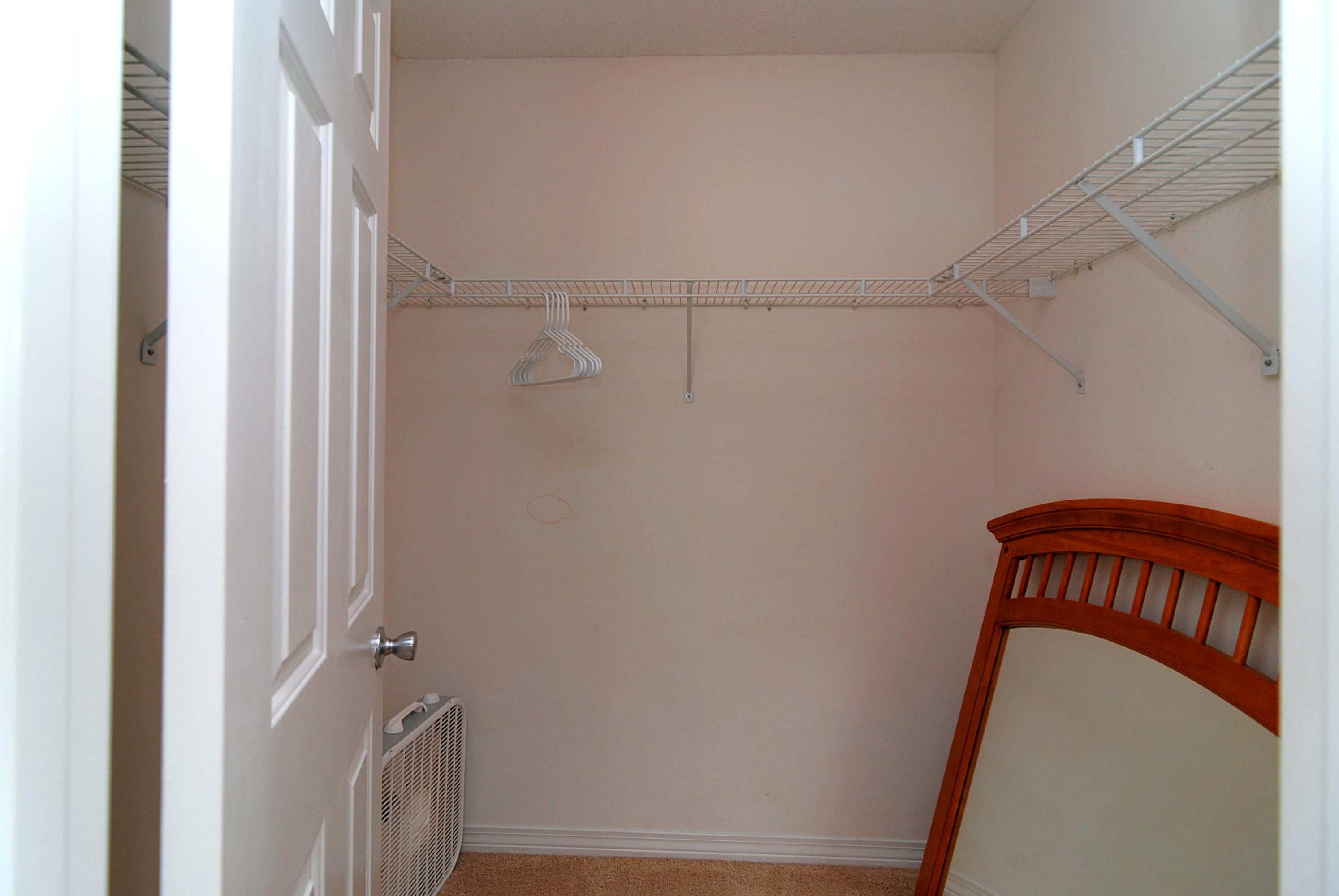 MAINSAIL COTTAGES - Residential