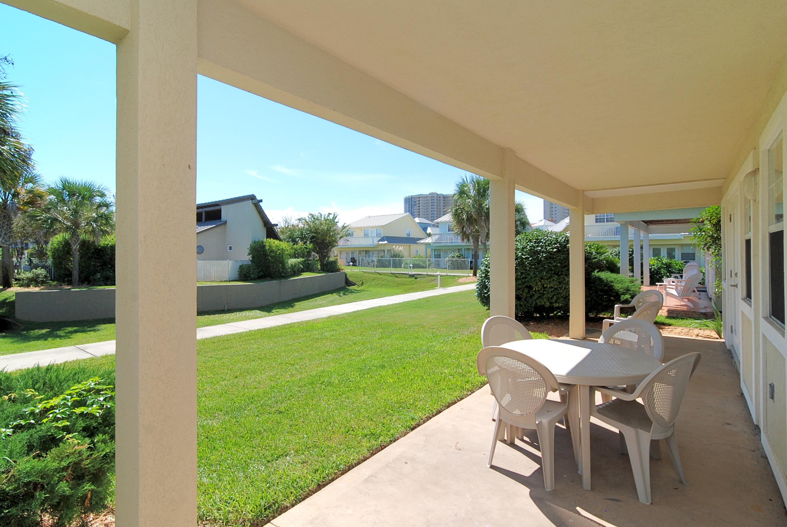 MAINSAIL COTTAGES - Residential