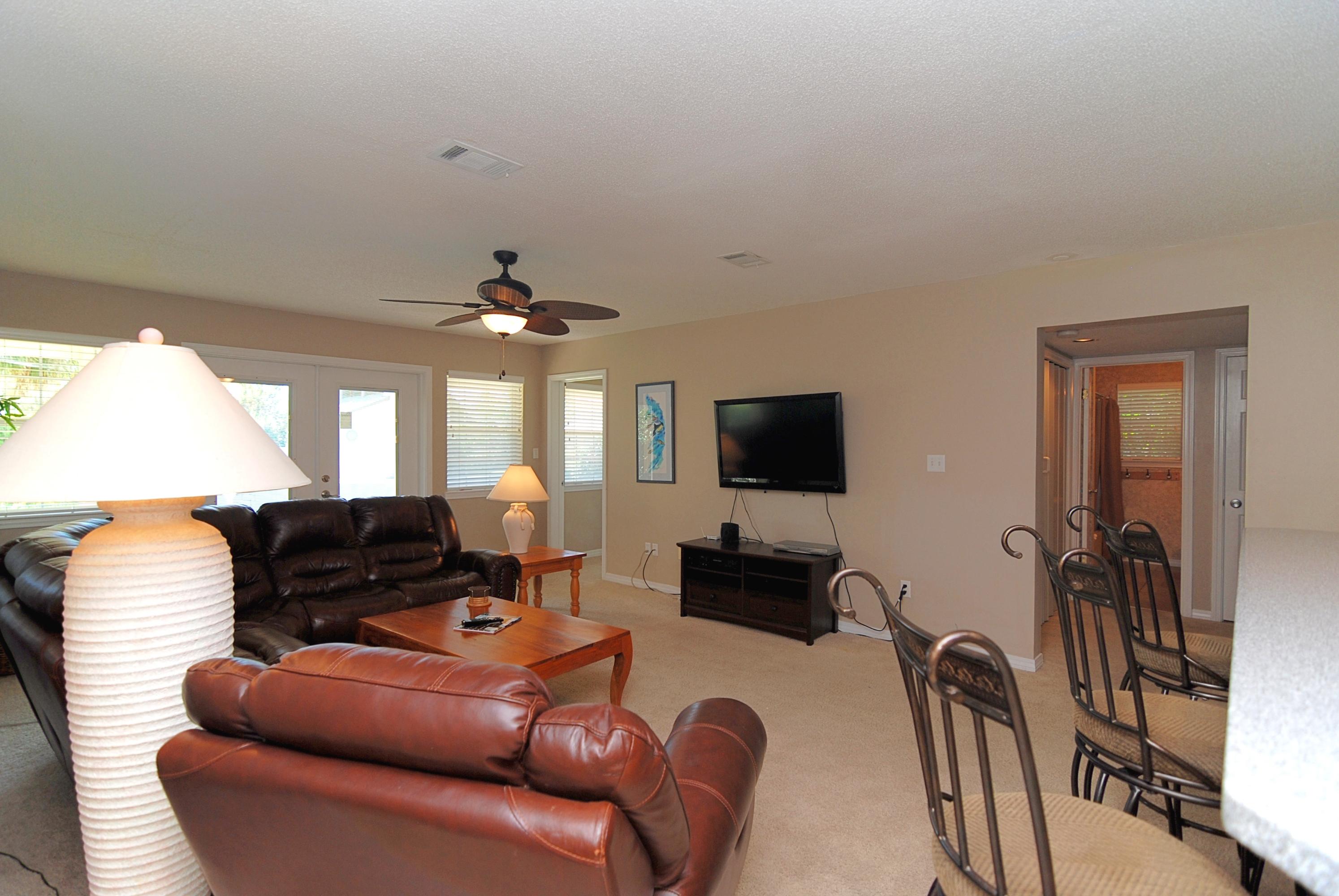 MAINSAIL COTTAGES - Residential