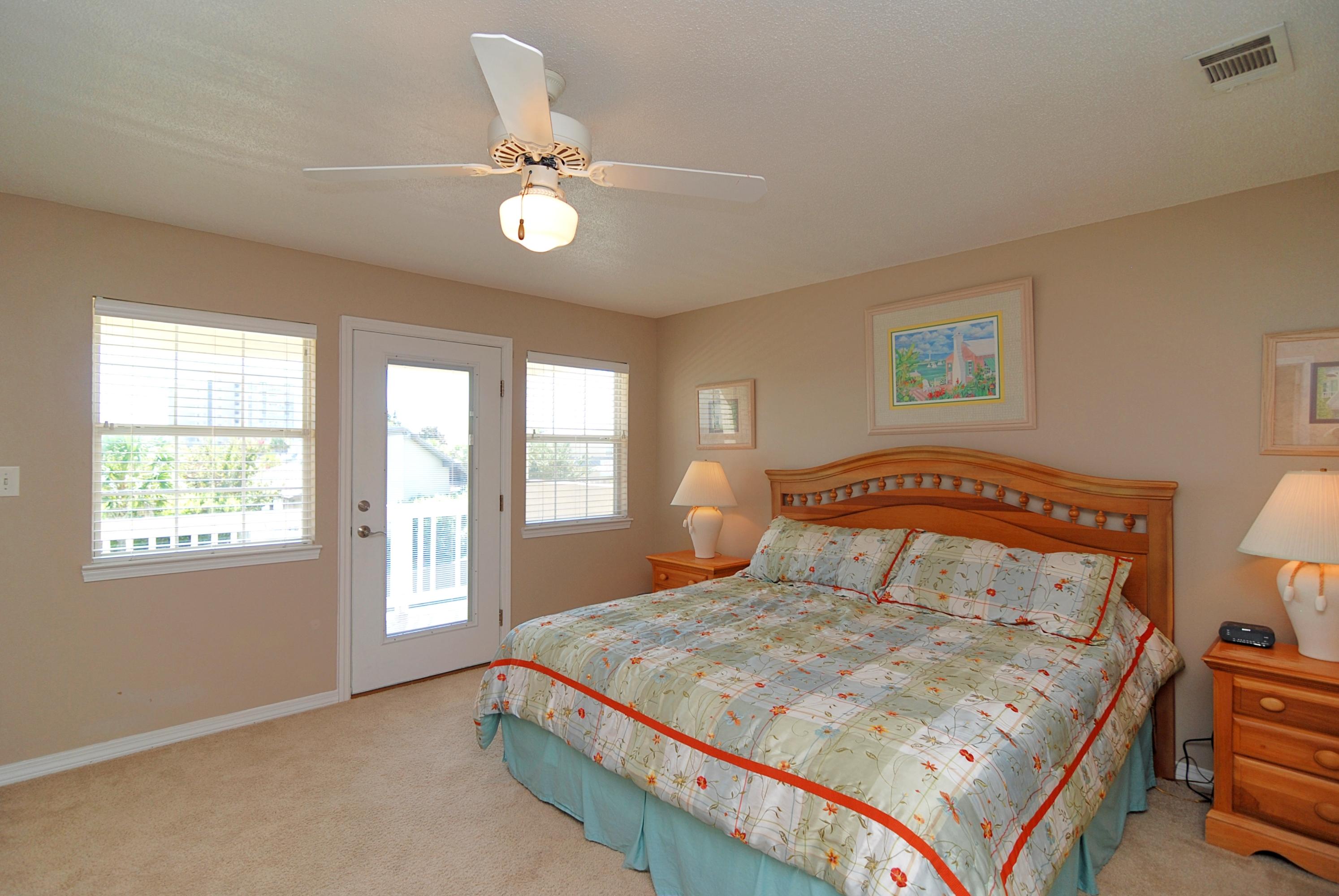 MAINSAIL COTTAGES - Residential