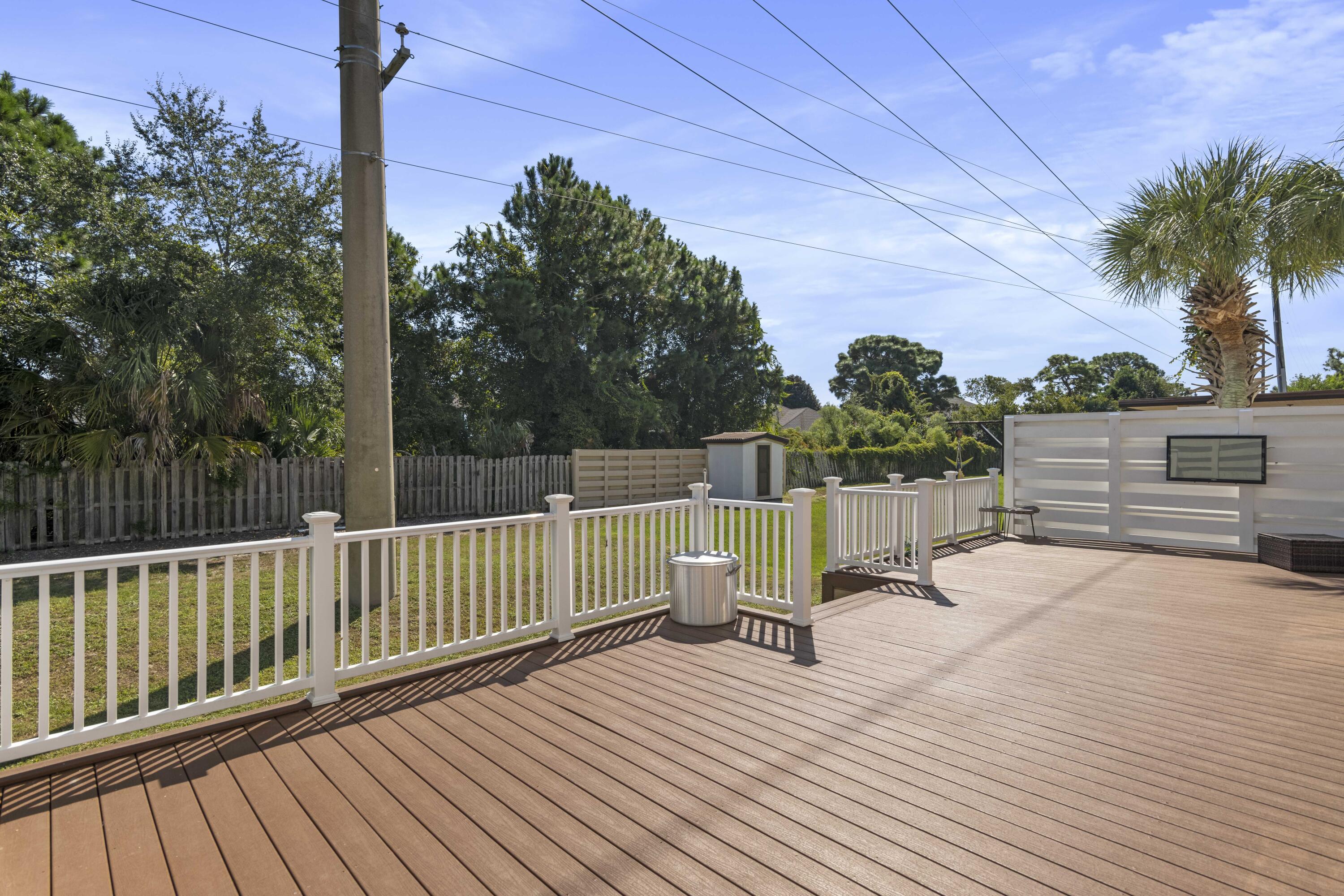 CALUSA BAY - Residential