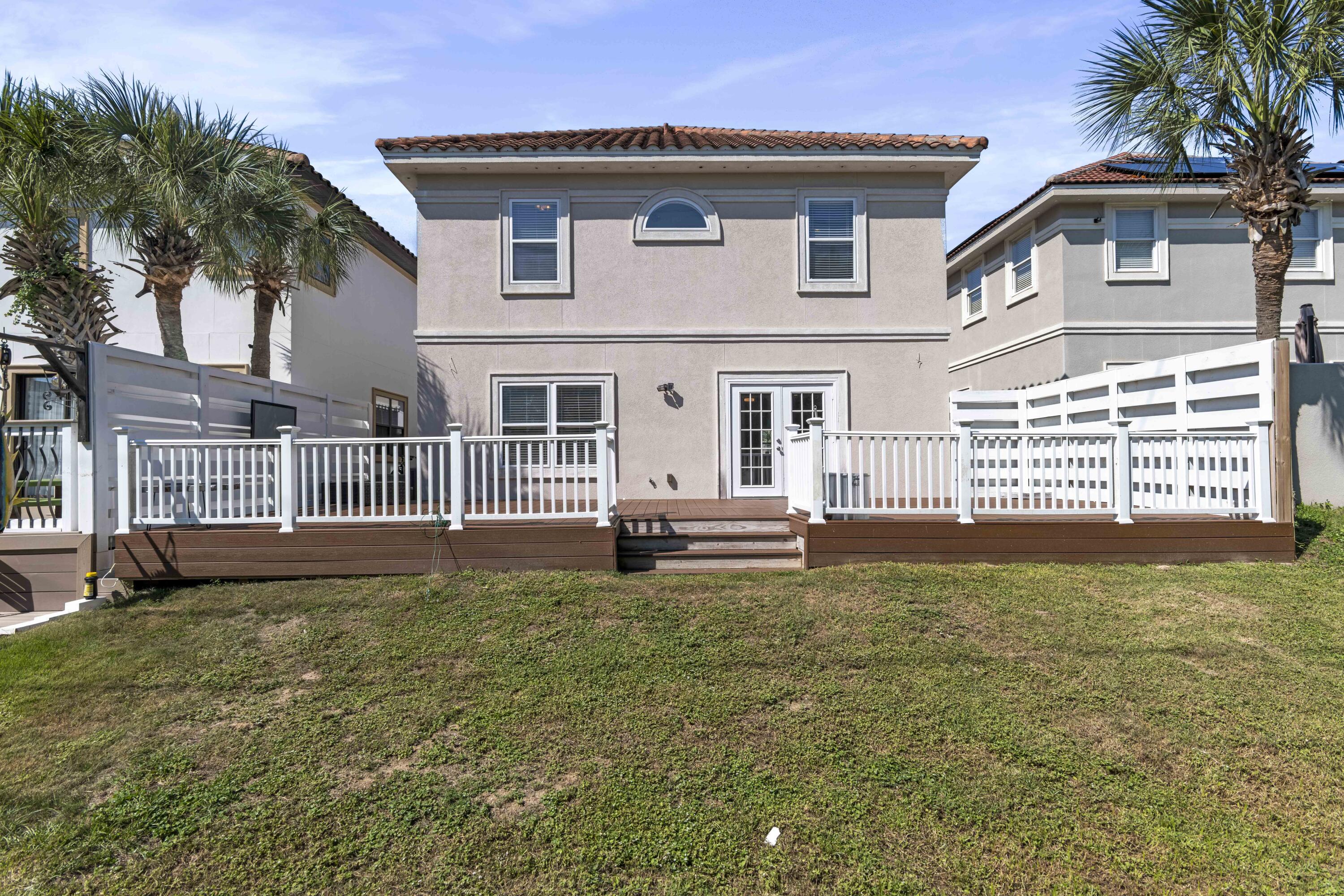 CALUSA BAY - Residential