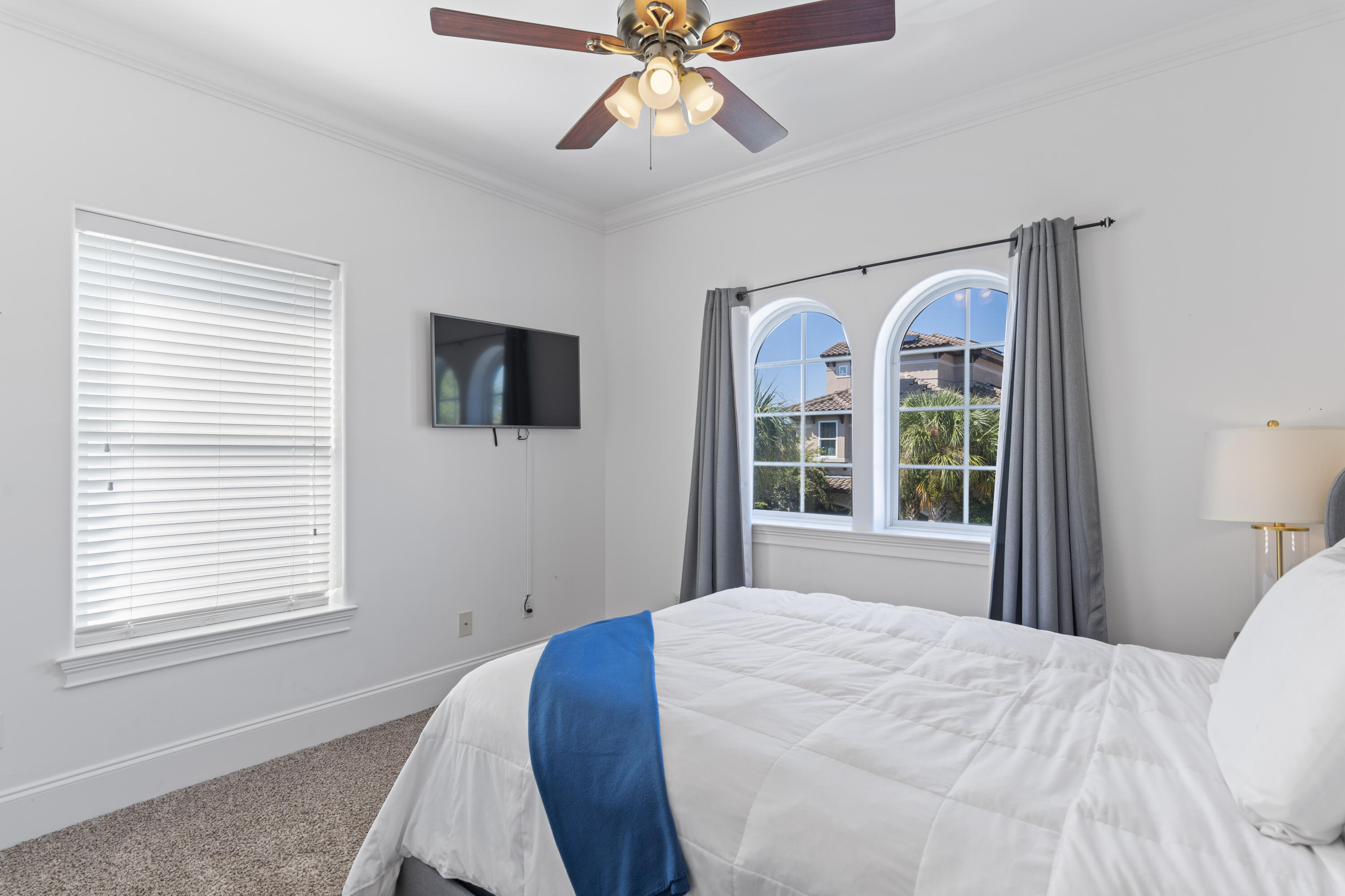 CALUSA BAY - Residential