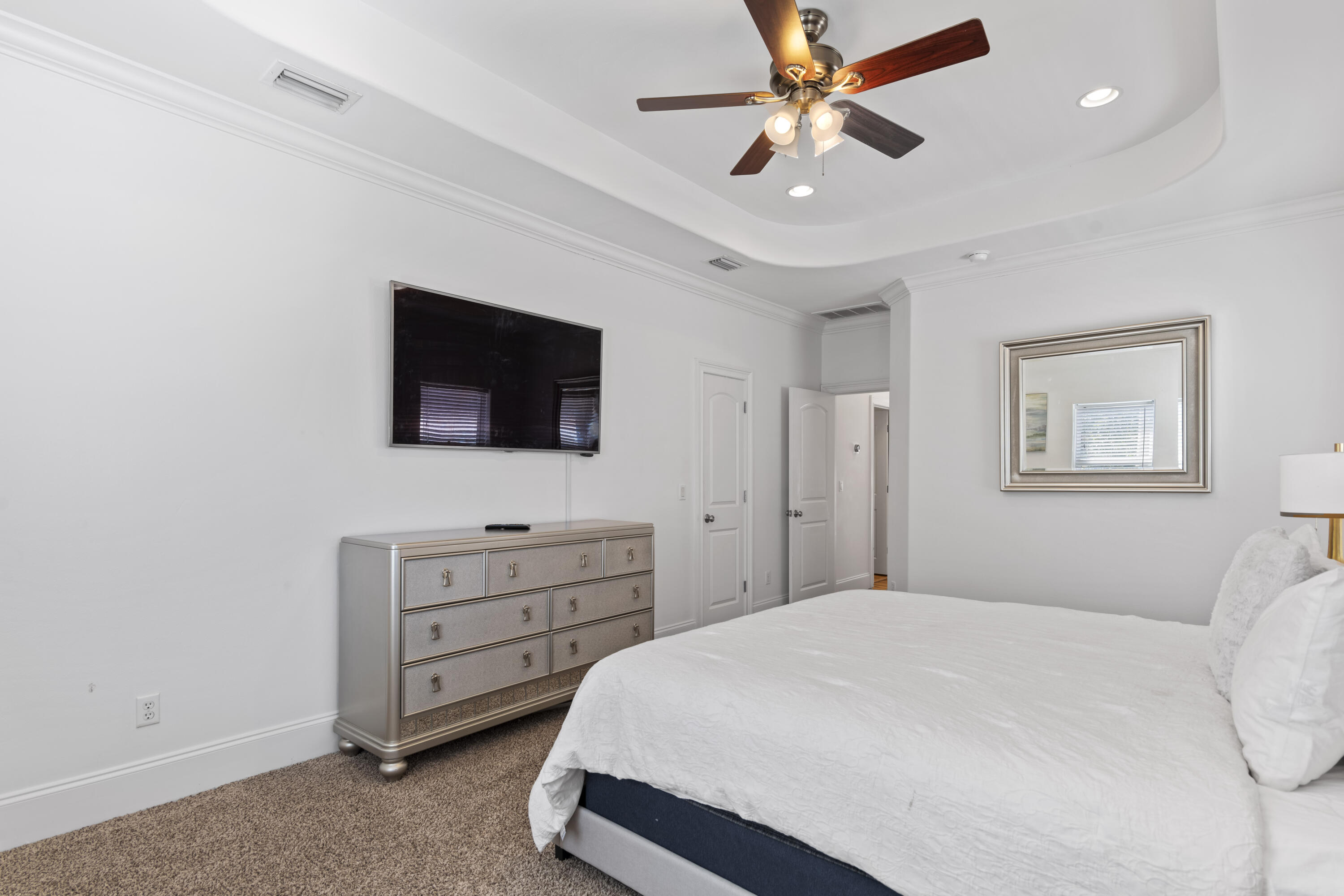 CALUSA BAY - Residential