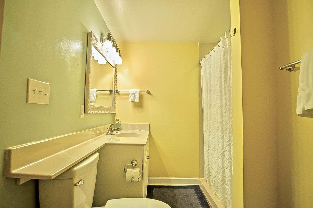 SHORES OF PANAMA - Residential