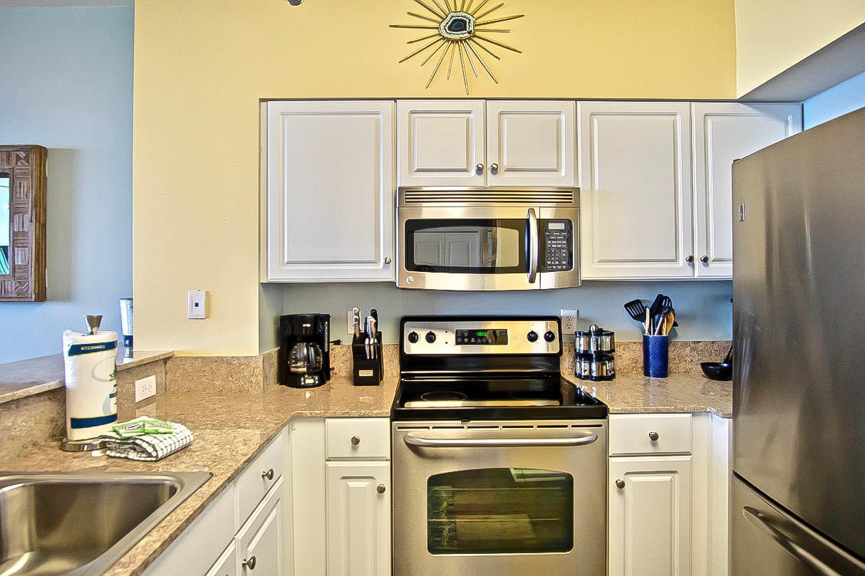 SHORES OF PANAMA - Residential