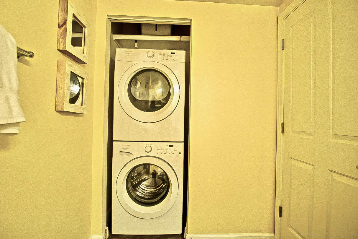 SHORES OF PANAMA - Residential