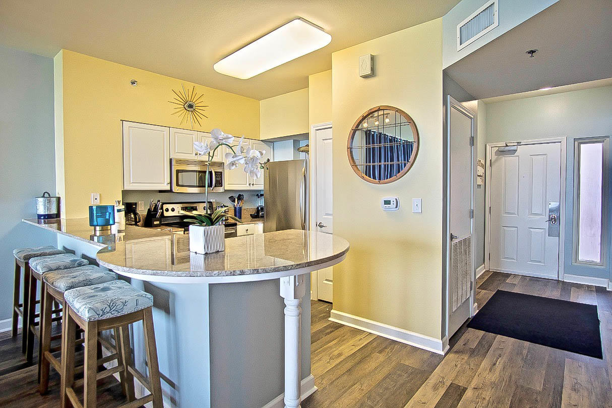 SHORES OF PANAMA - Residential