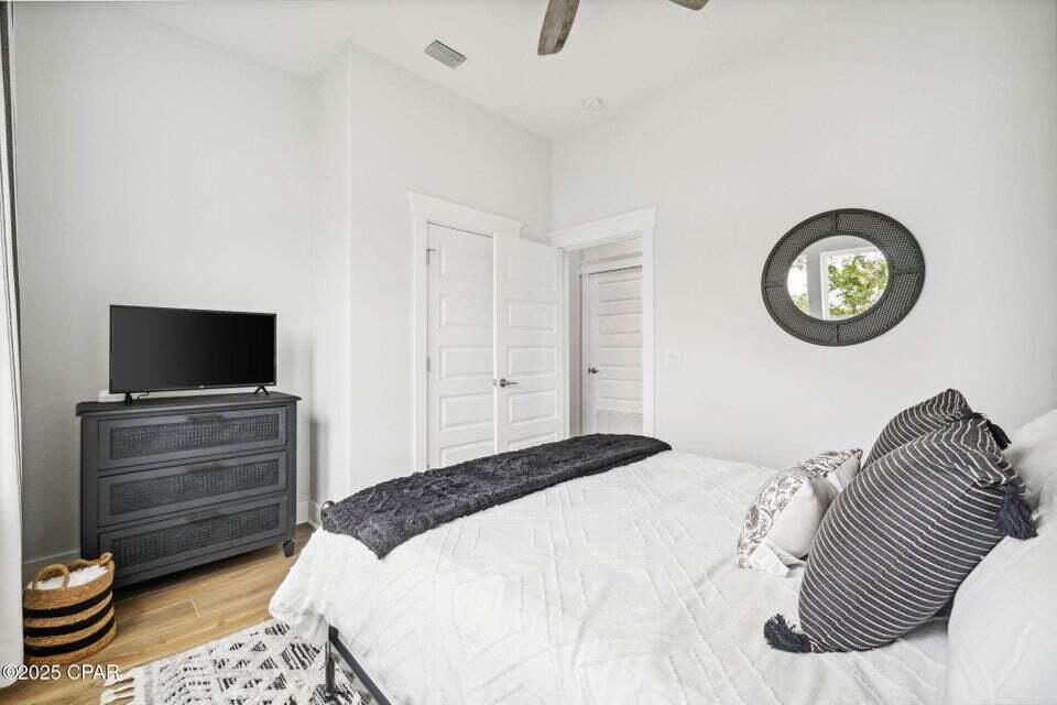 LAGUNA HAVEN - Residential