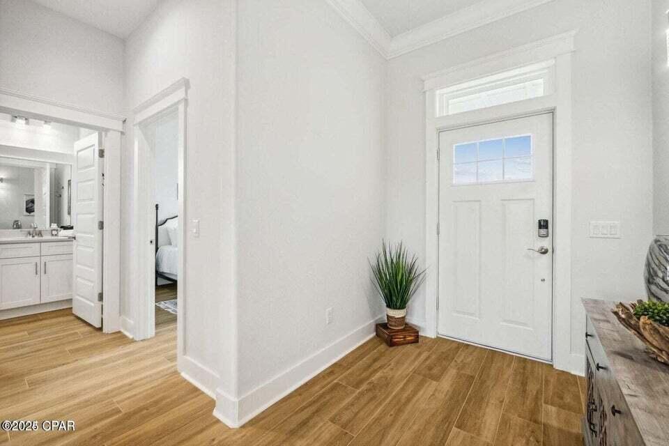 LAGUNA HAVEN - Residential