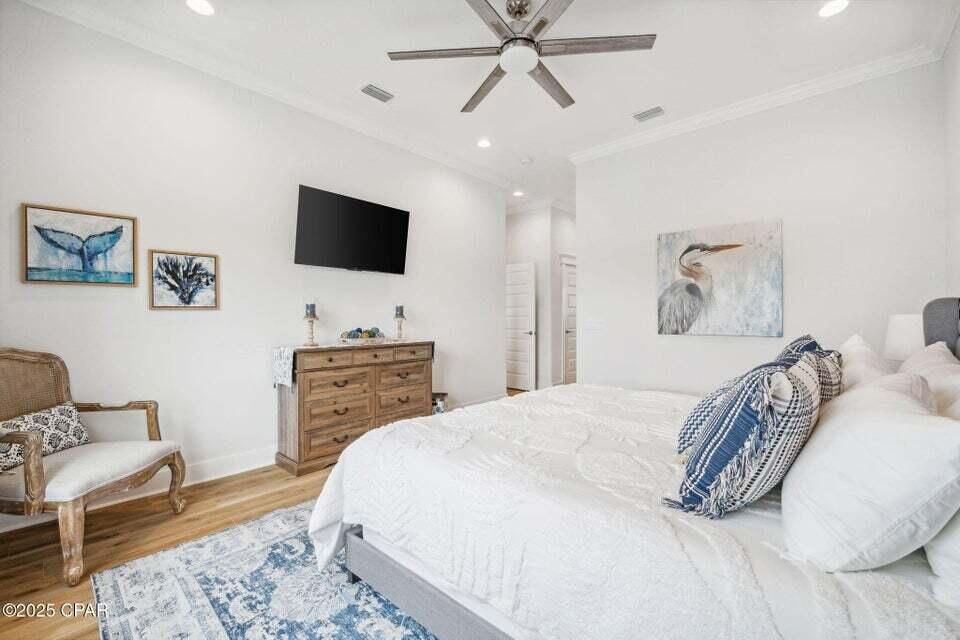 LAGUNA HAVEN - Residential