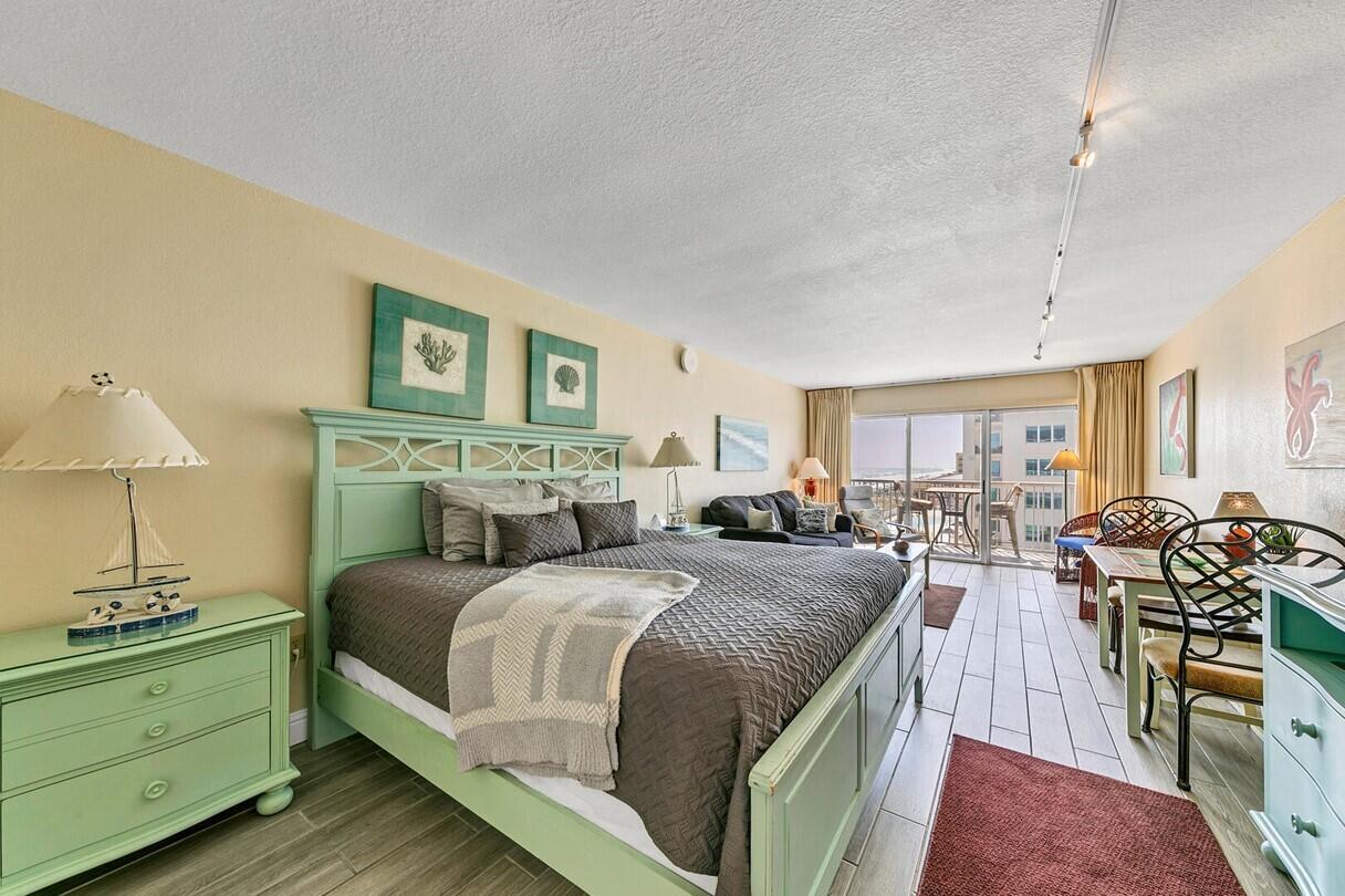 ISLANDER BEACH RESORT CONDO - Residential