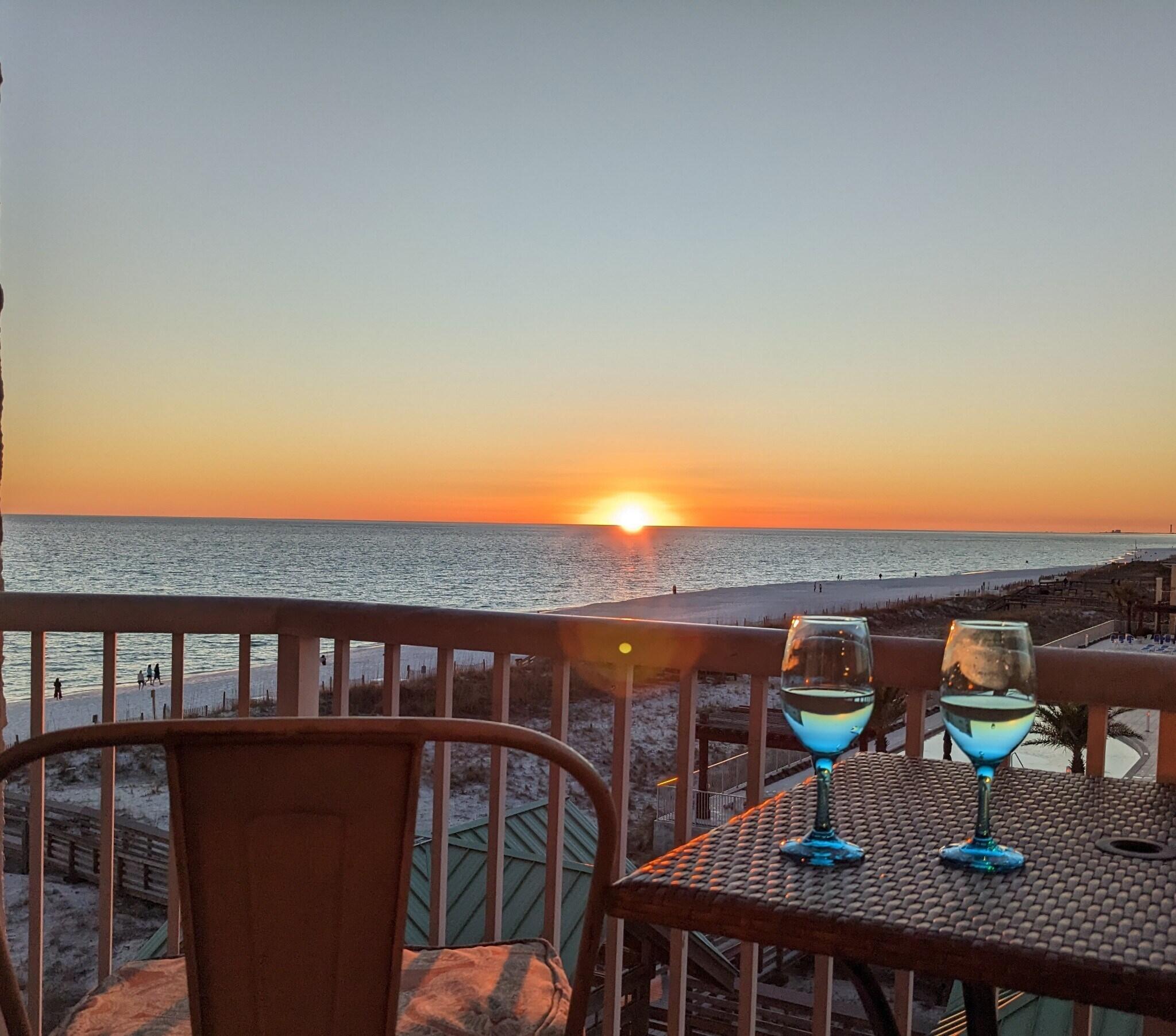 ISLANDER BEACH RESORT CONDO - Residential