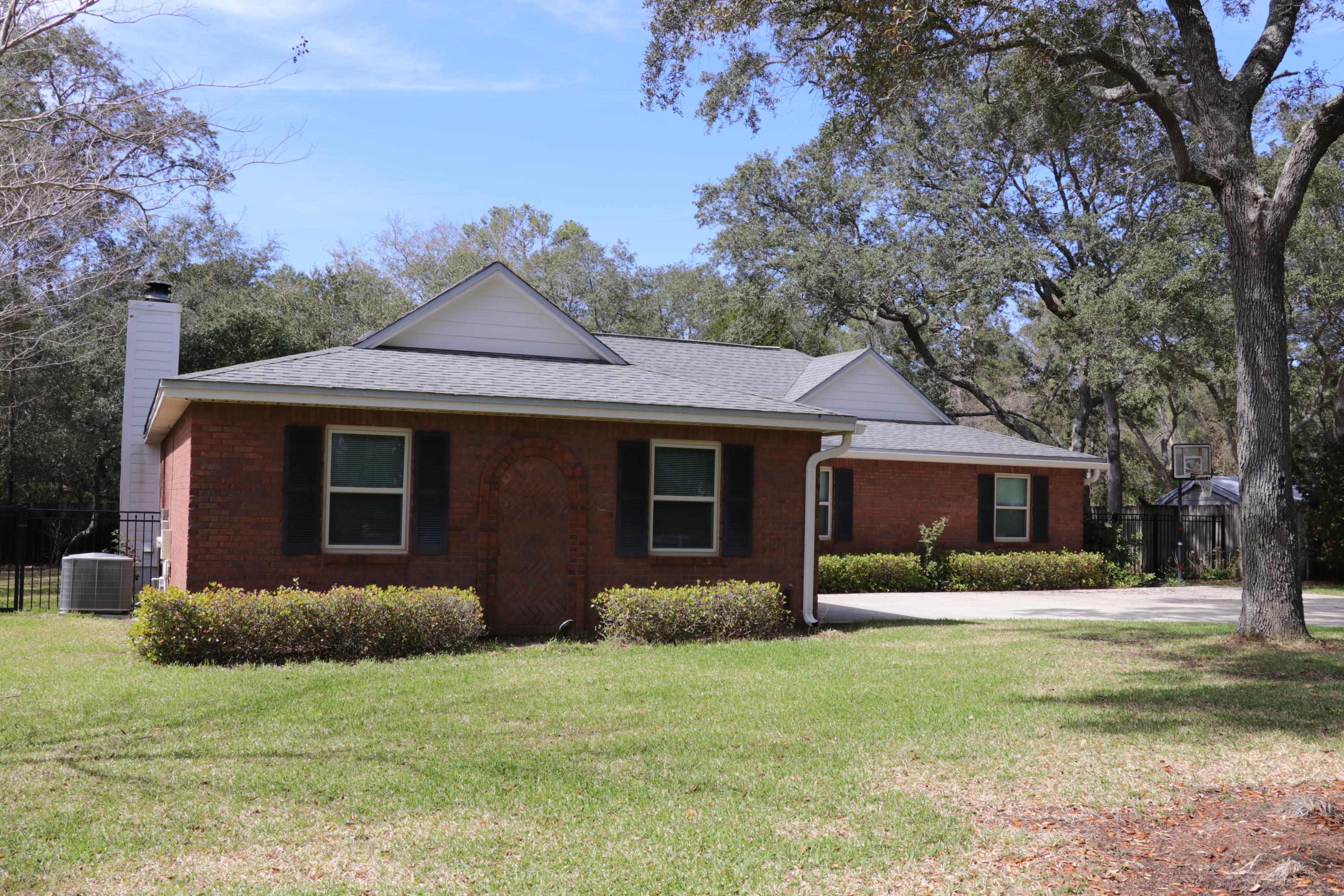 BLUEWATER BAY VILLAGE 1A - Residential