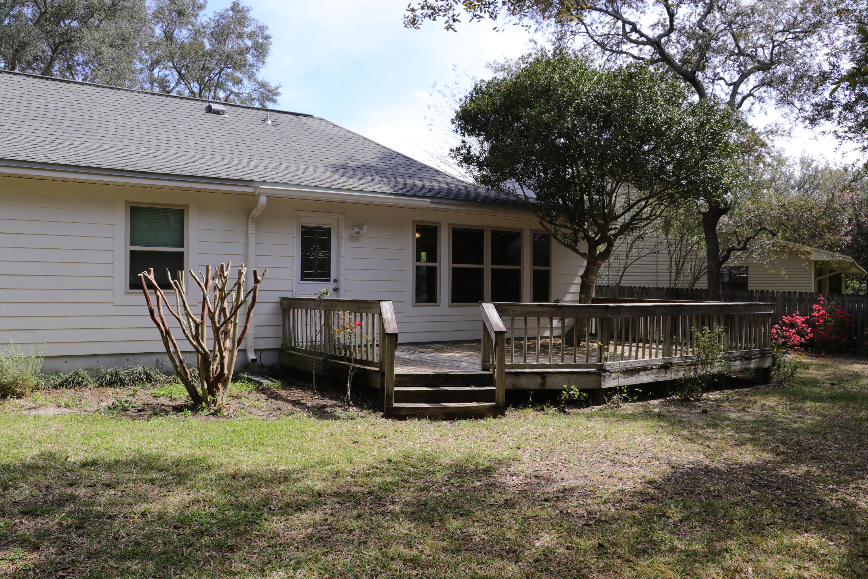 BLUEWATER BAY VILLAGE 1A - Residential