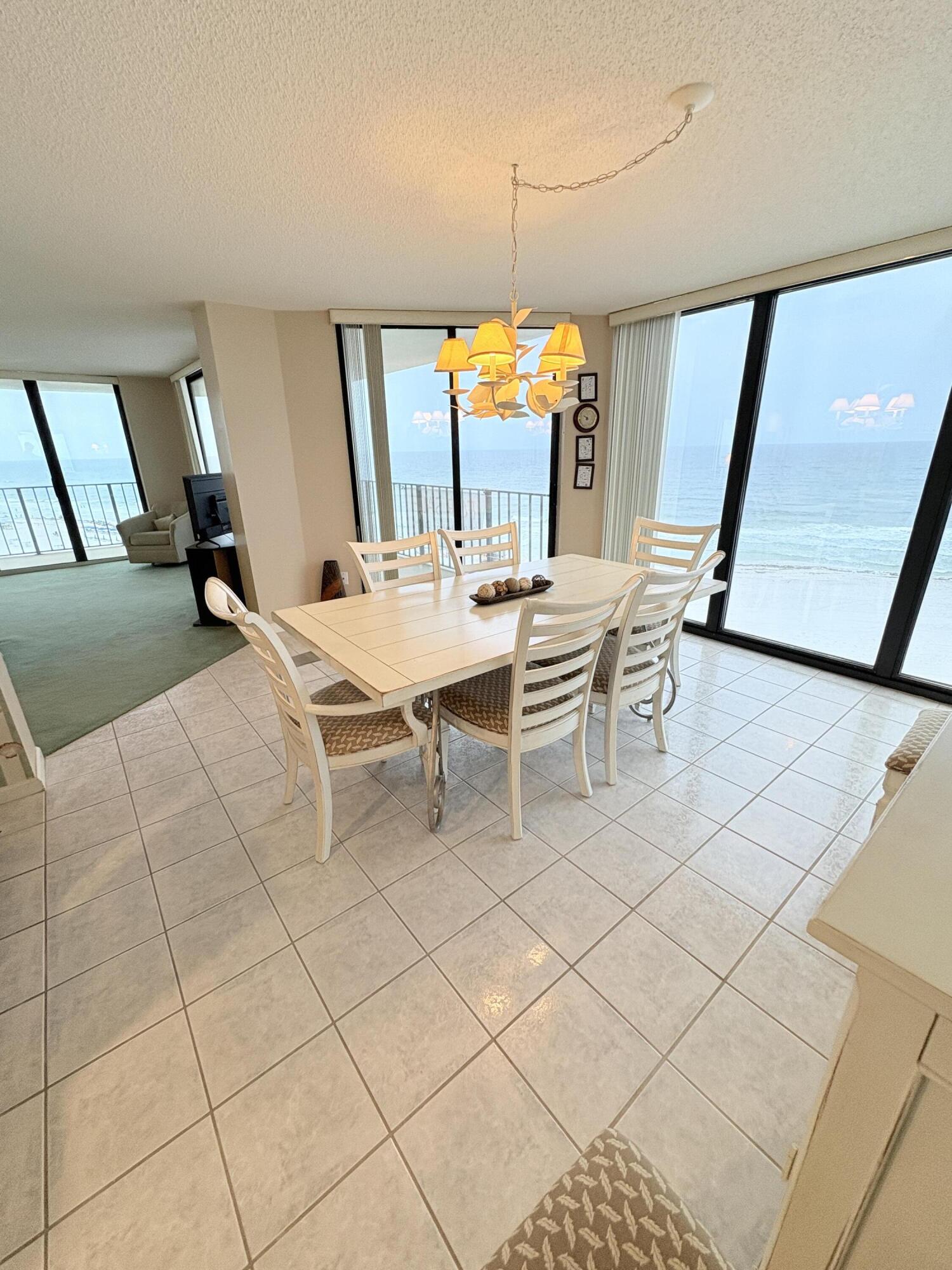 EDGEWATER TOWER 3 - Residential