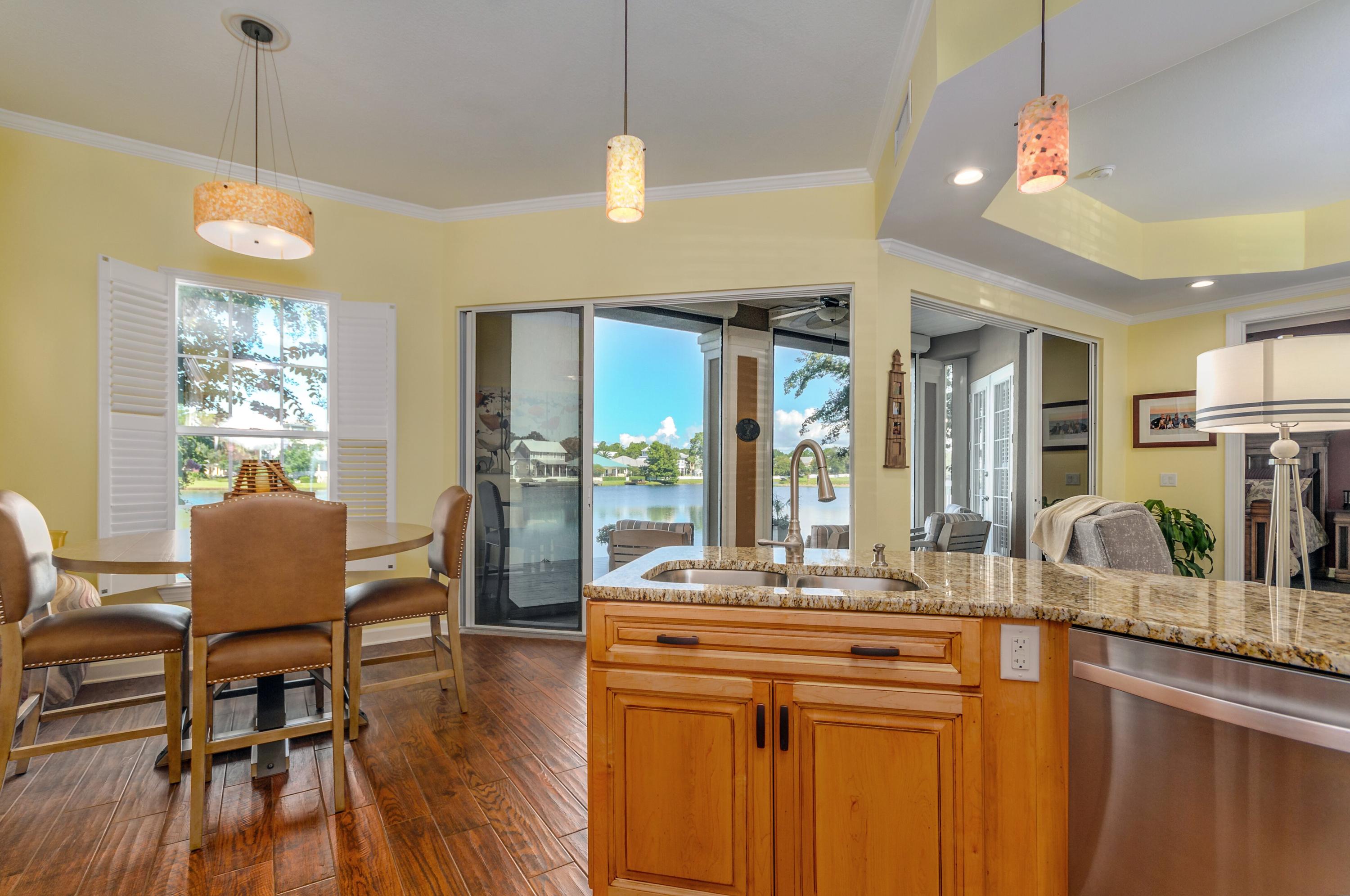 CRYSTAL COVE - Residential