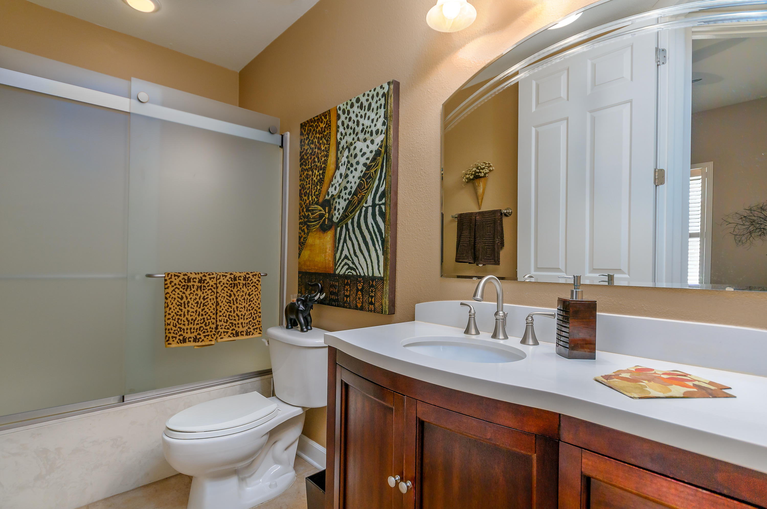 CRYSTAL COVE - Residential