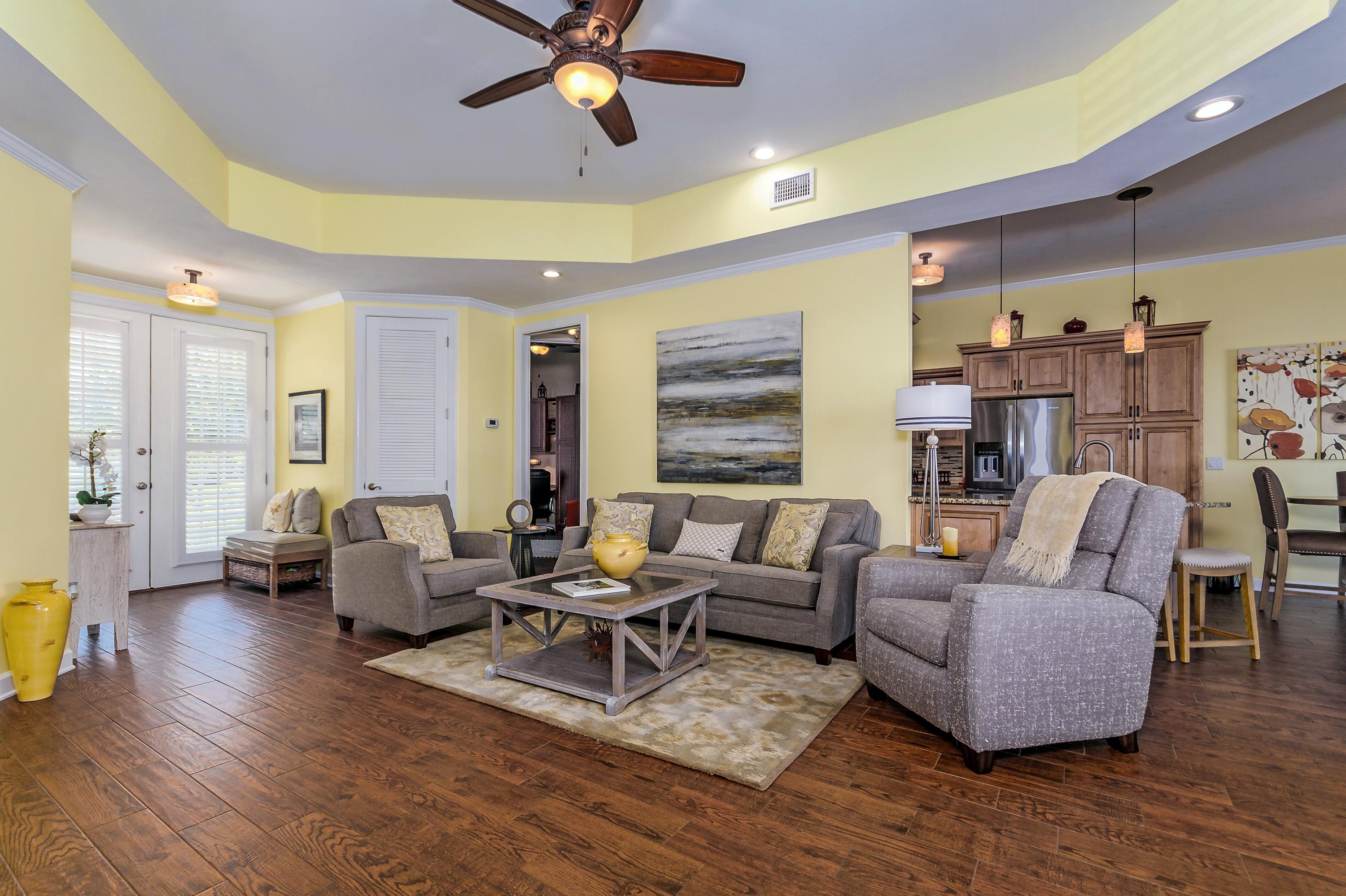 CRYSTAL COVE - Residential