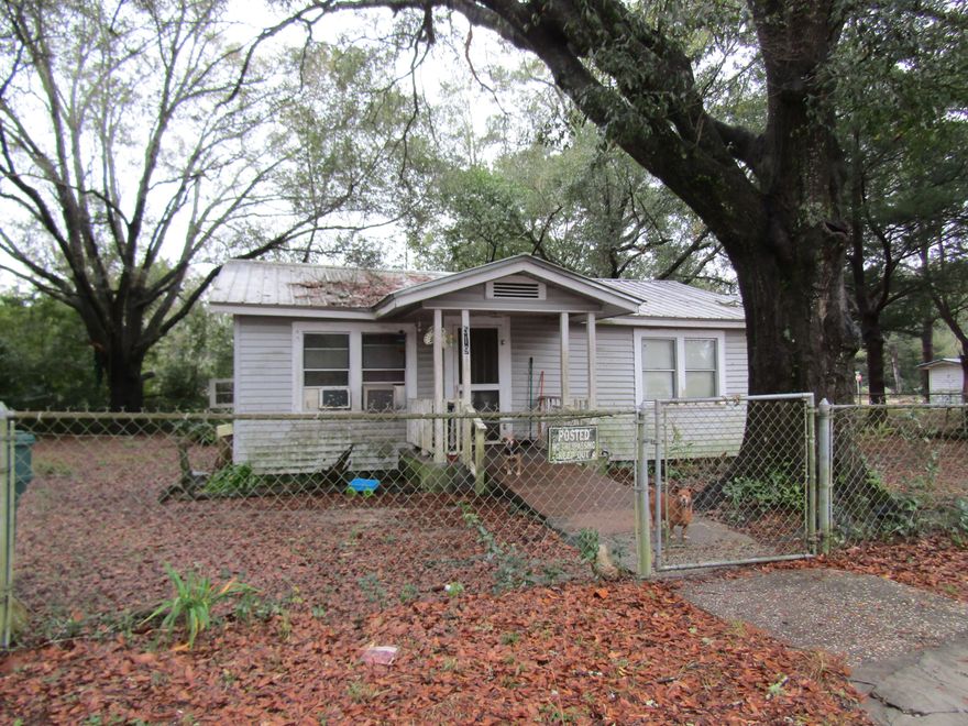 CASH BUYERS ONLY.... home in the city with 2 bedrooms, 1 bath on city lot 100'x75' with storage building and chain link fenced.  Has vaulted ceiling in living room that makes the home feel even larger than the 805 s.f. Great fixer-upper.All showings will be after 3/1/2021 when Tenant vacates the property.