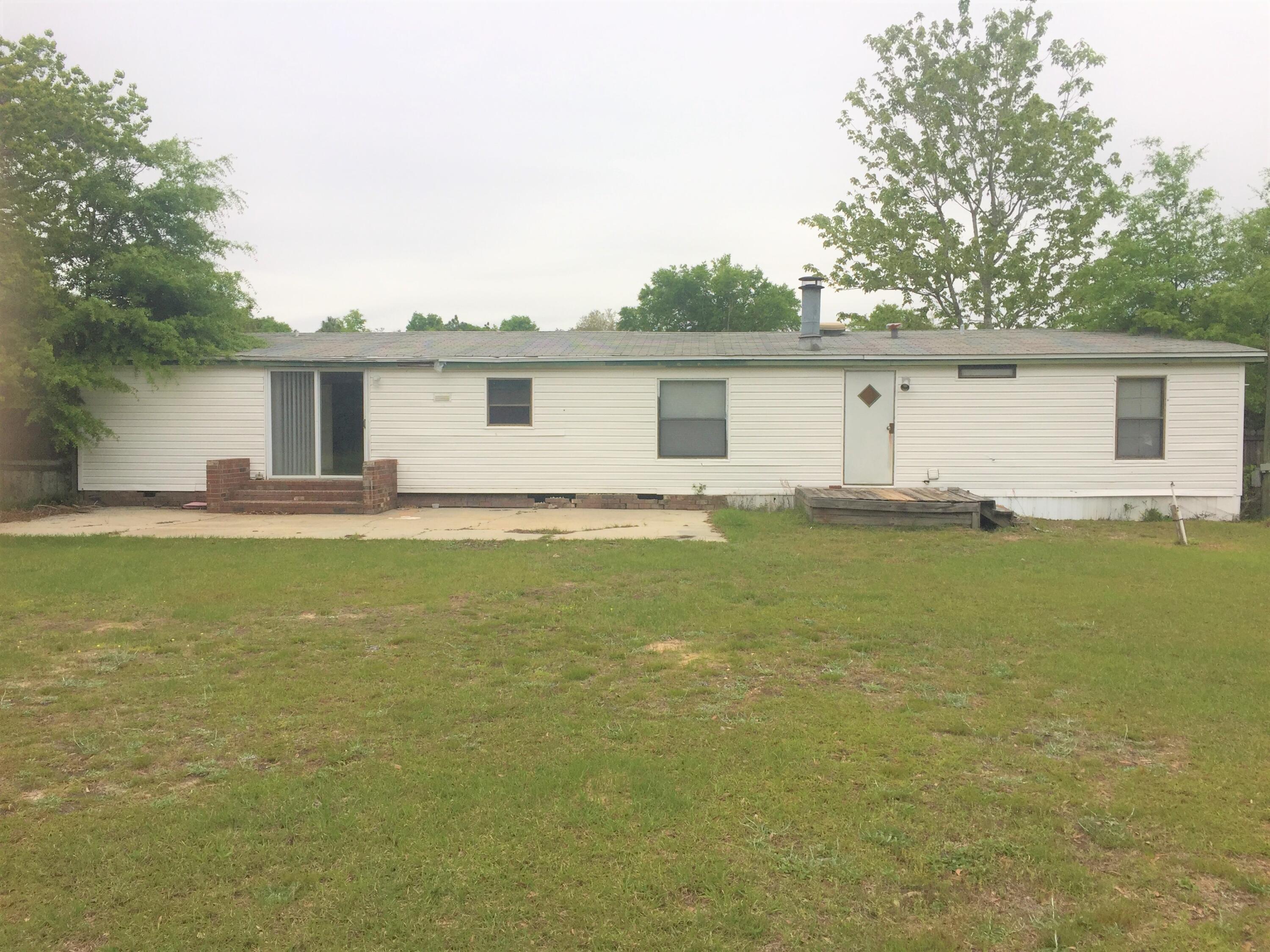 REDLAND ESTATES - Residential Lease