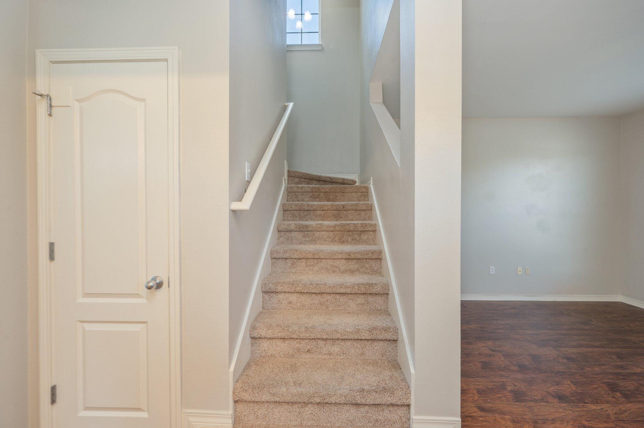 SANDY RIDGE ESTATES - Residential Lease
