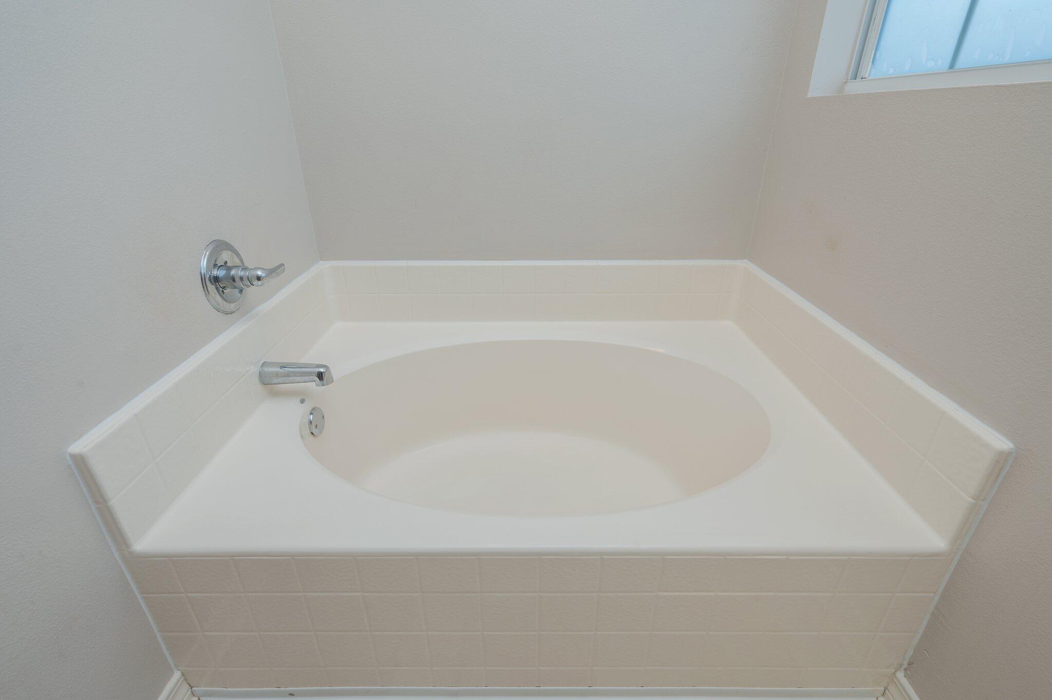 SANDY RIDGE ESTATES - Residential Lease