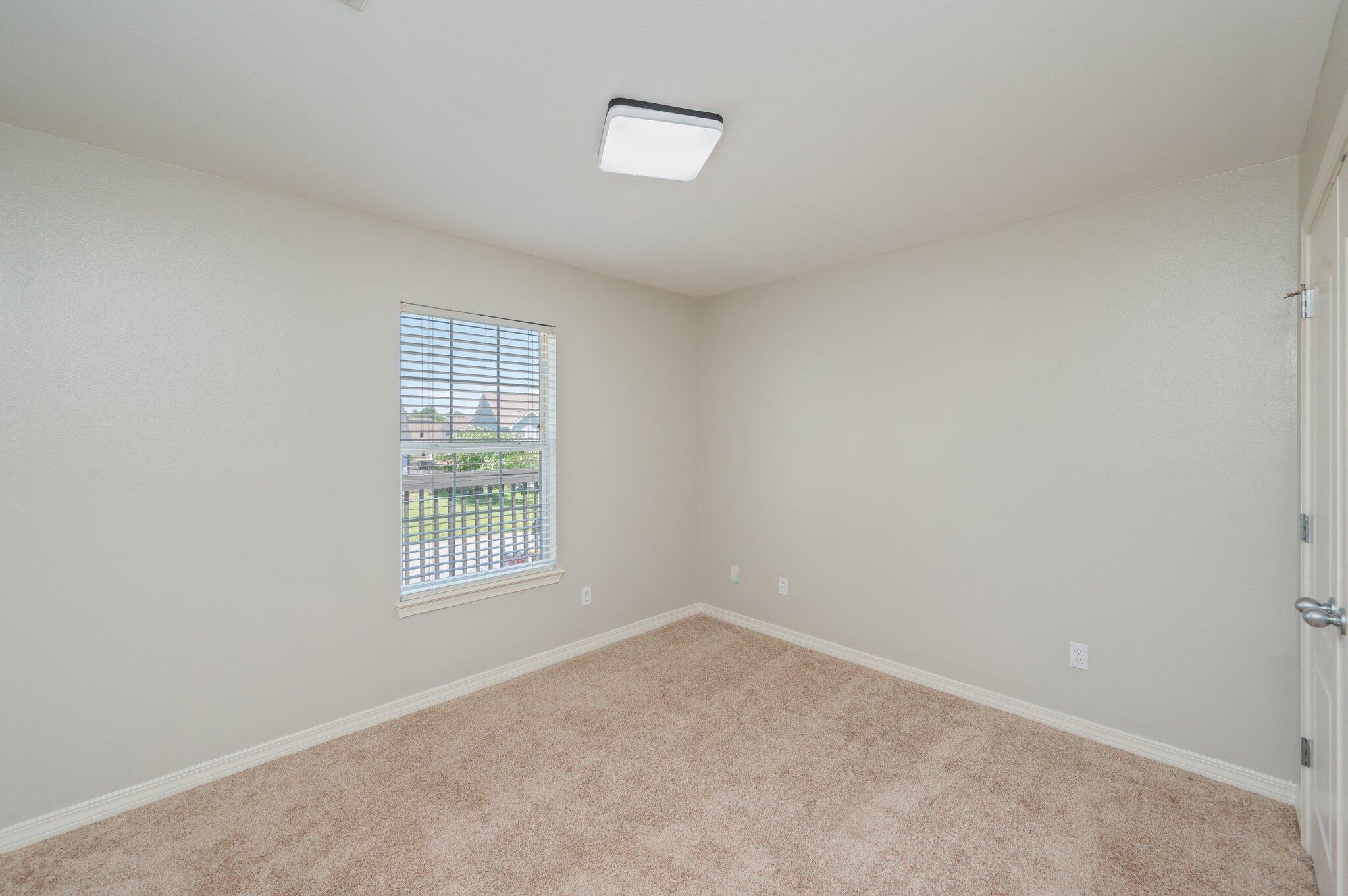 SANDY RIDGE ESTATES - Residential Lease