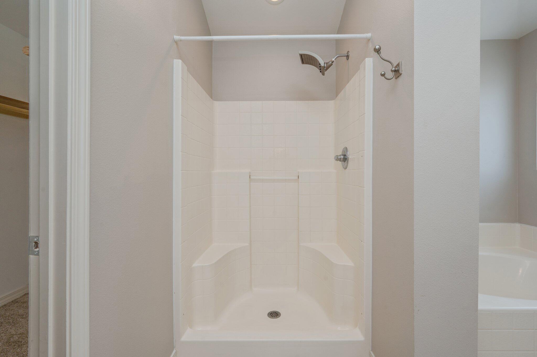 SANDY RIDGE ESTATES - Residential Lease