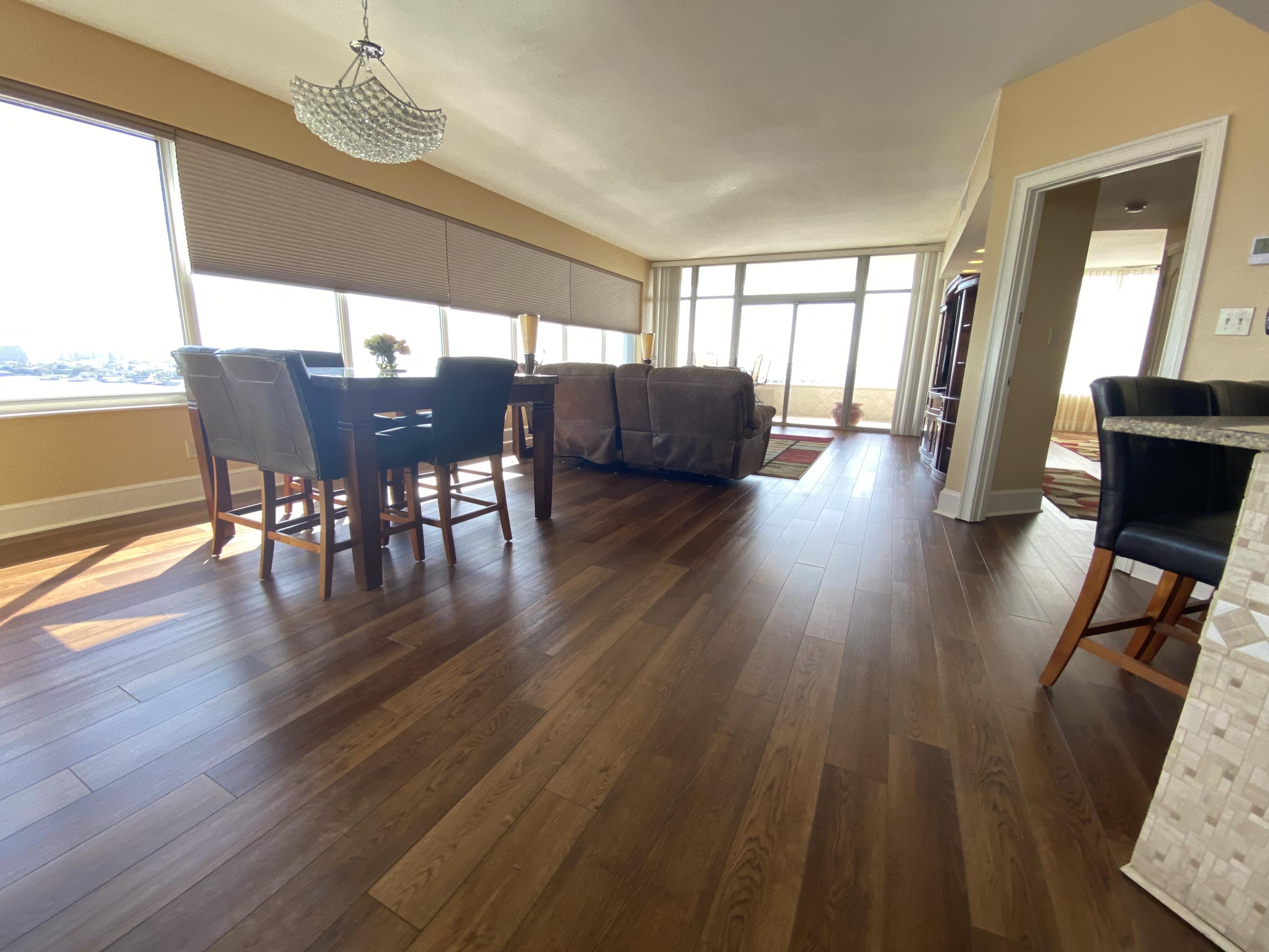 DESTIN YACHT CLUB - Residential