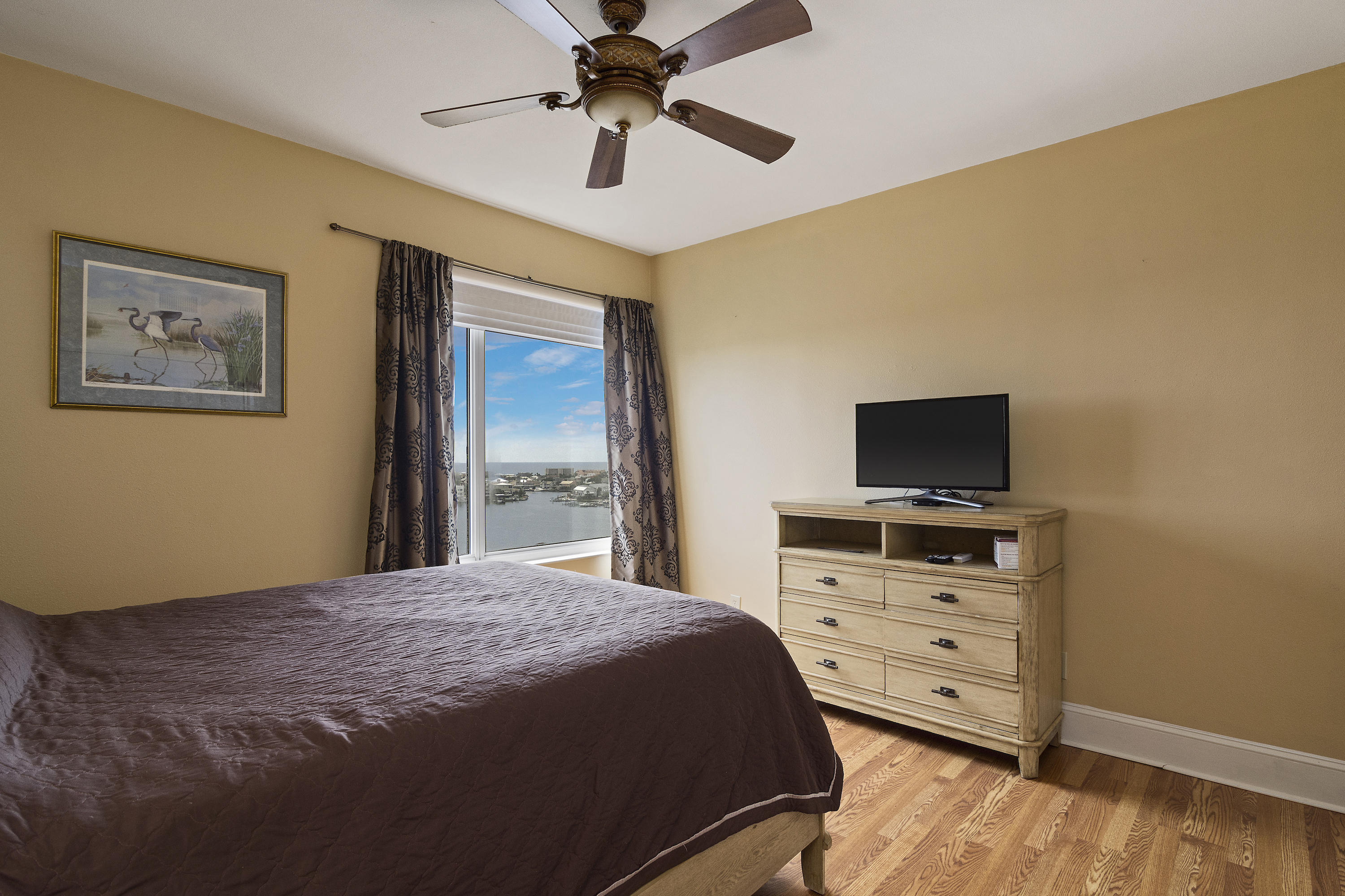 DESTIN YACHT CLUB - Residential