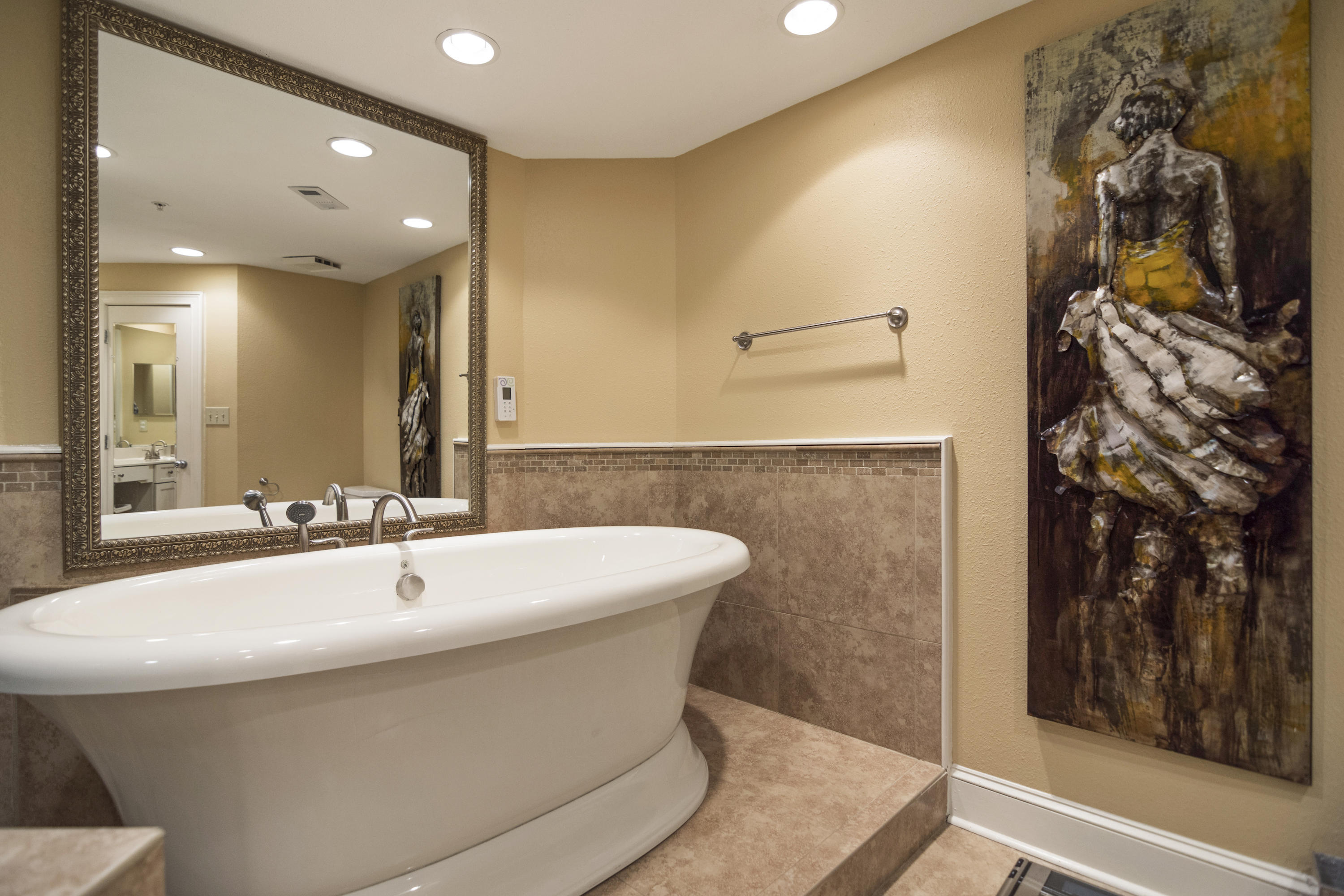 DESTIN YACHT CLUB - Residential