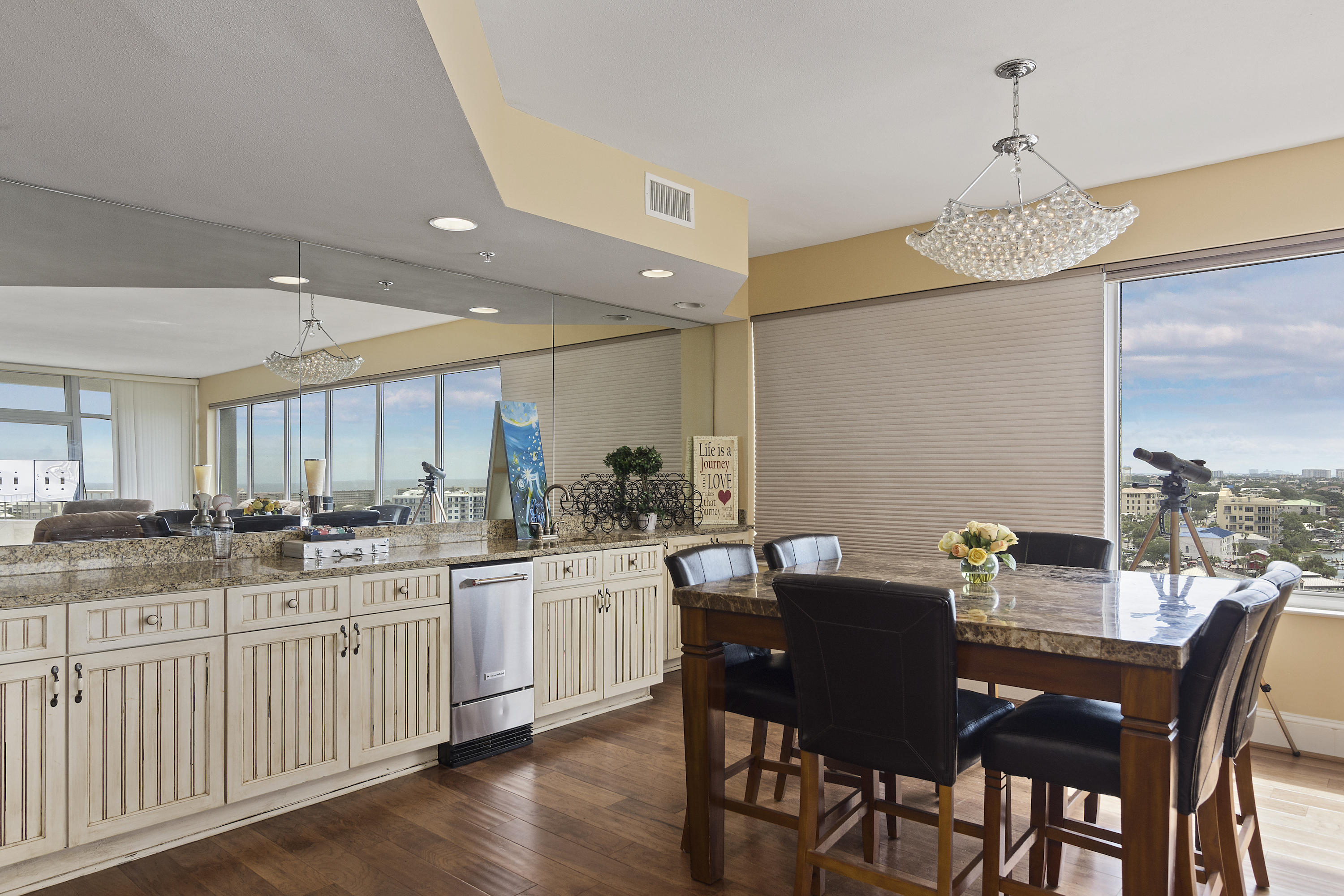 DESTIN YACHT CLUB - Residential