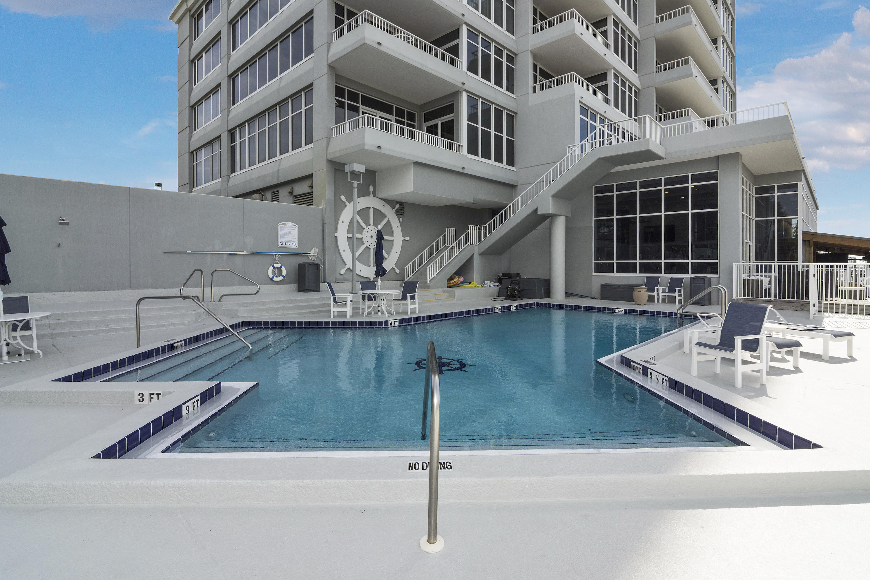 DESTIN YACHT CLUB - Residential