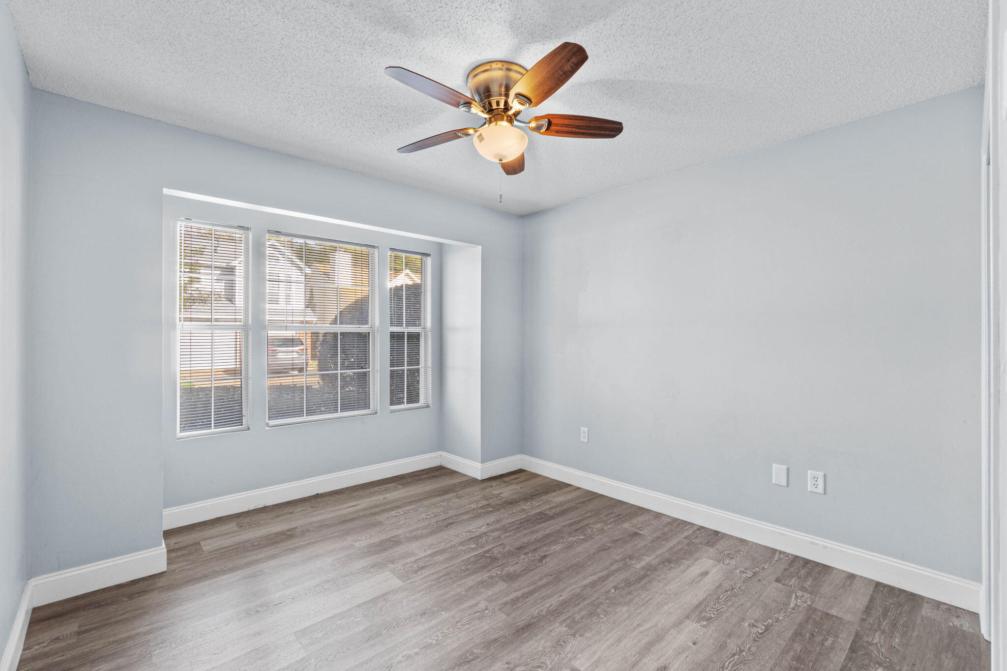 PARKWOOD AT BLUEWATER BAY - Residential Lease