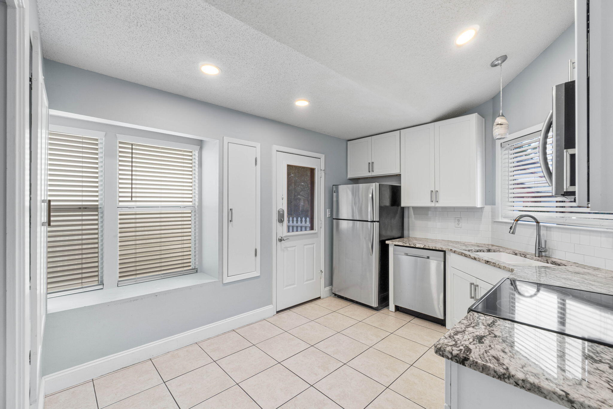 PARKWOOD AT BLUEWATER BAY - Residential Lease