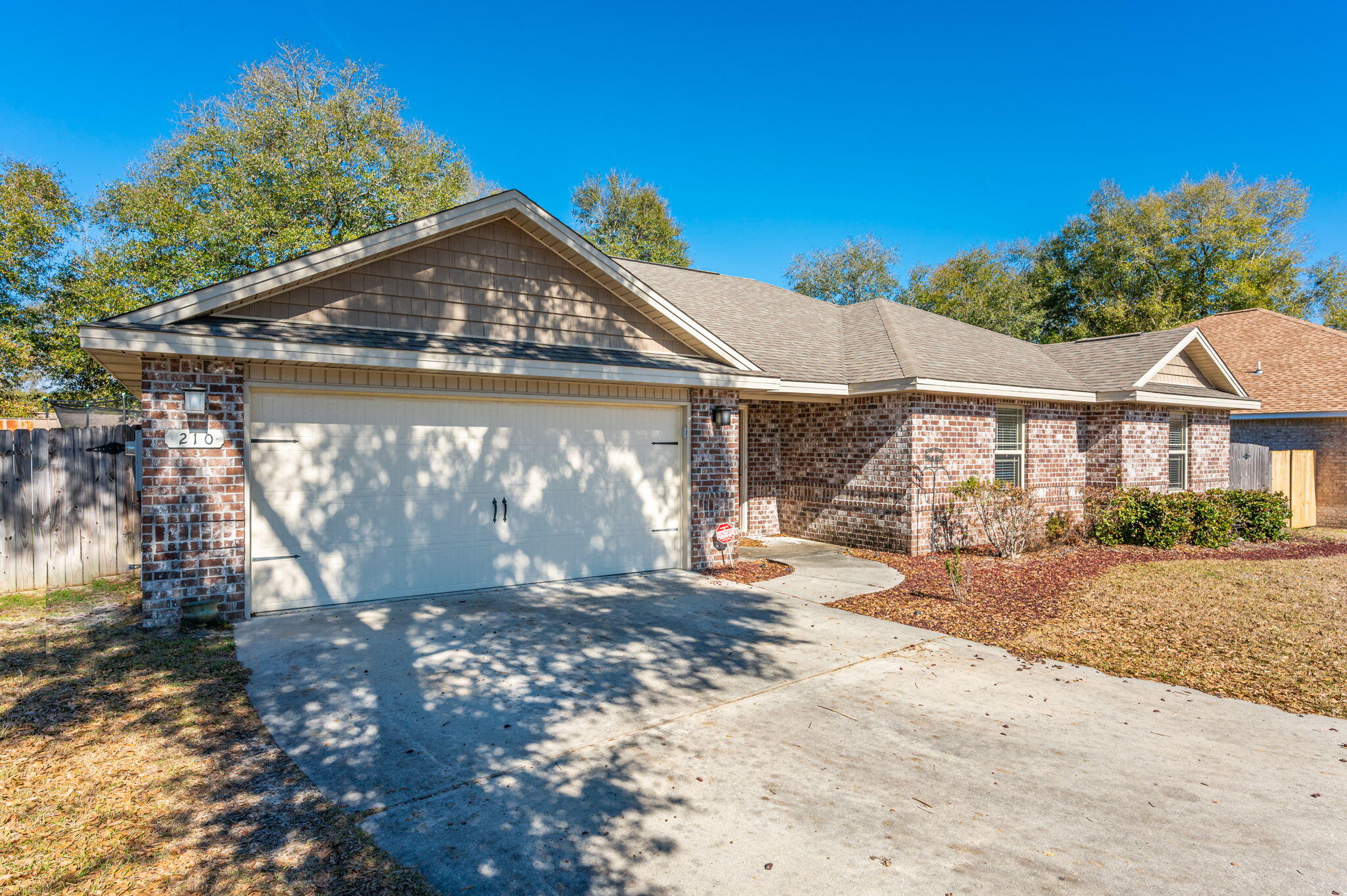 CRESTVIEW (231100.00) - Residential