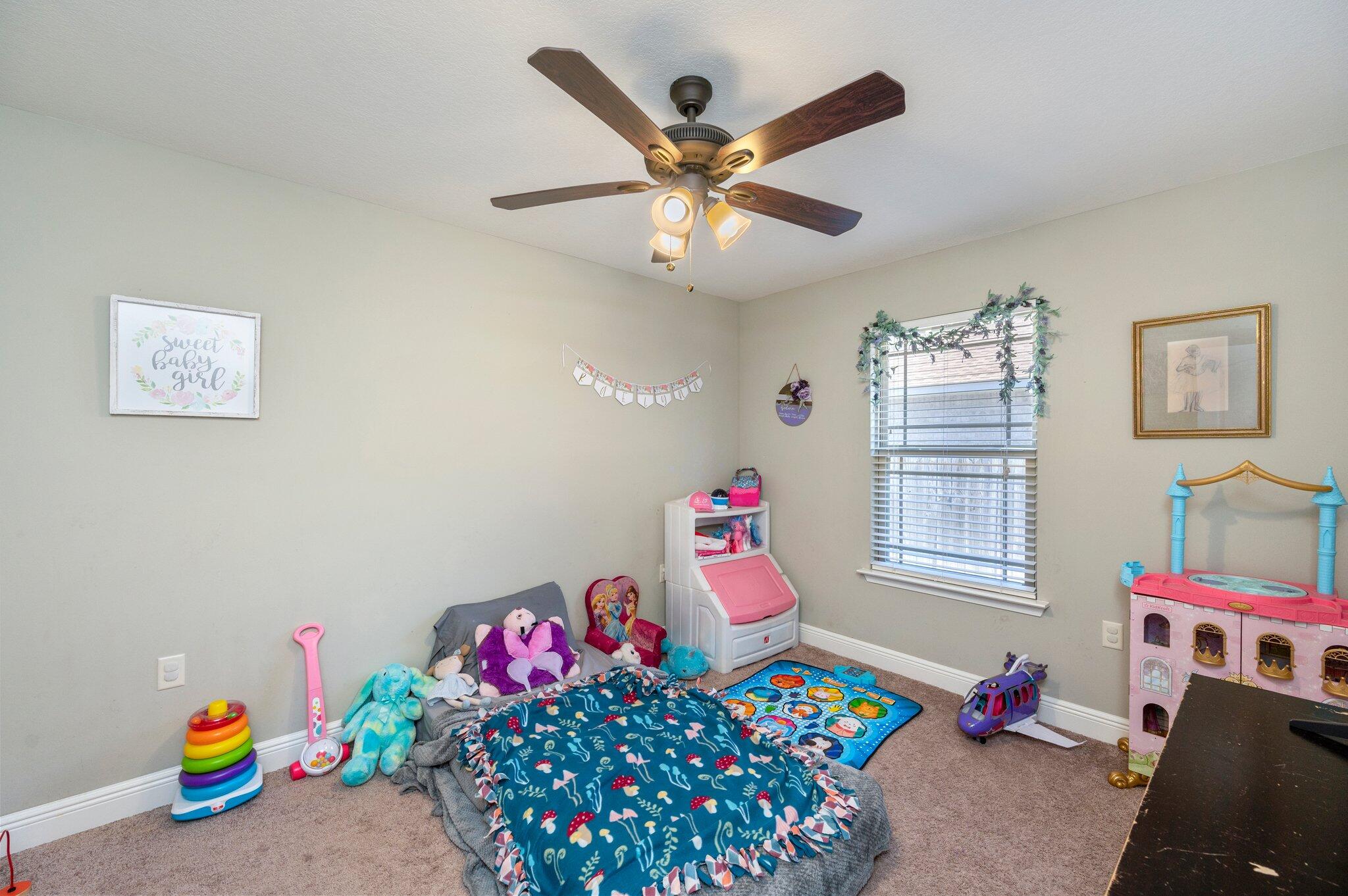 CRESTVIEW (231100.00) - Residential