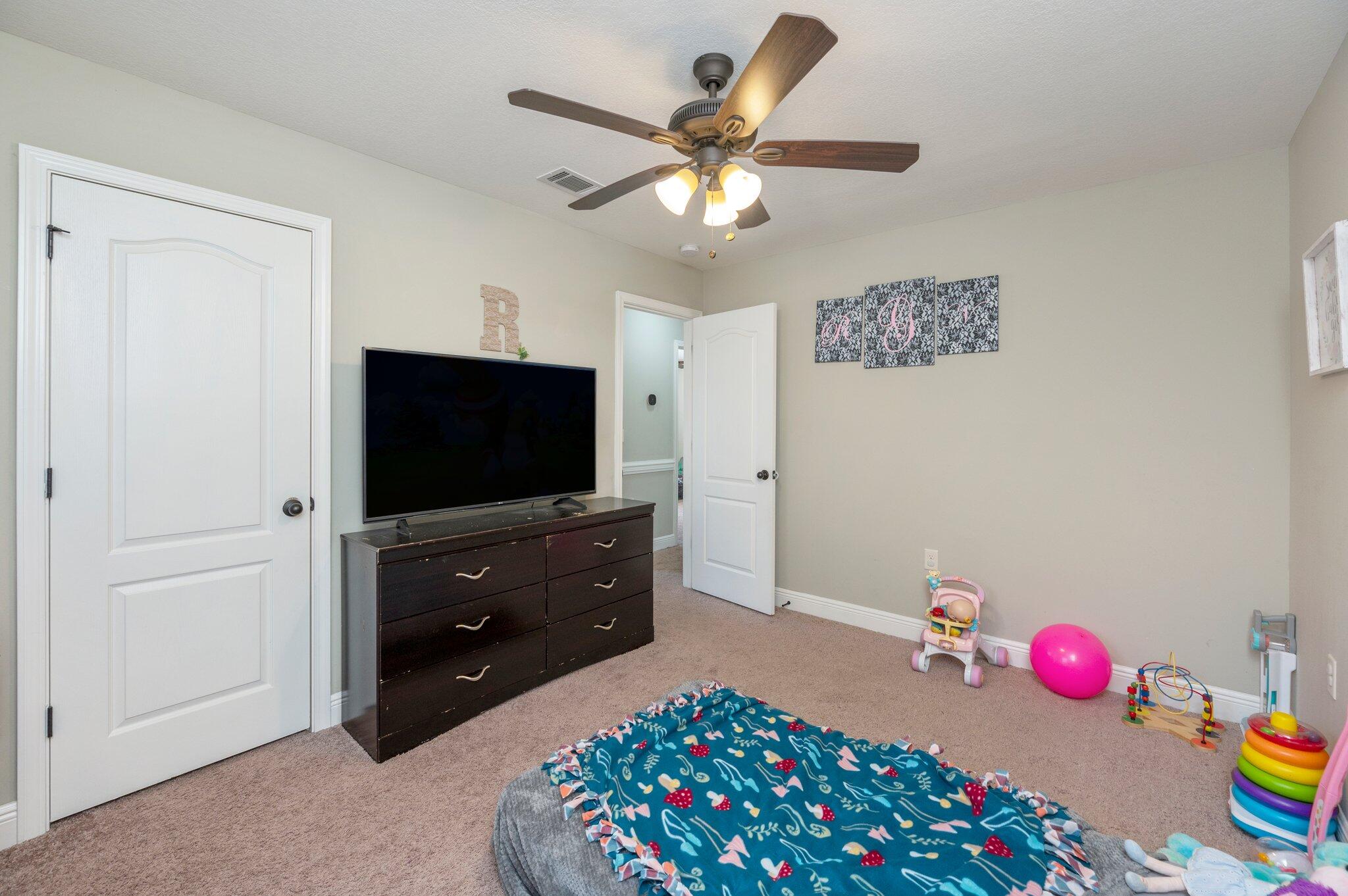 CRESTVIEW (231100.00) - Residential