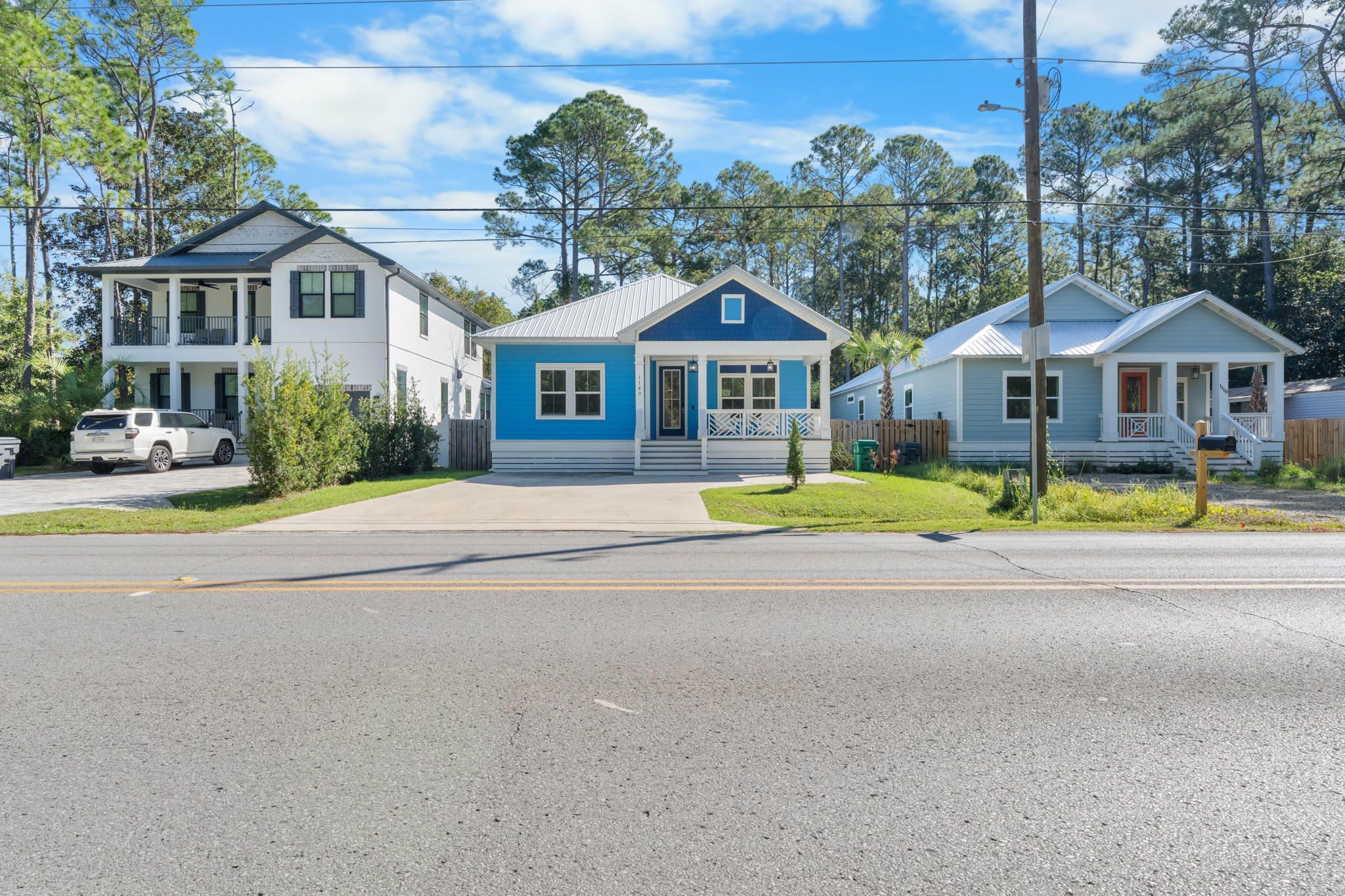 TOWN OF SANTA ROSA - Residential