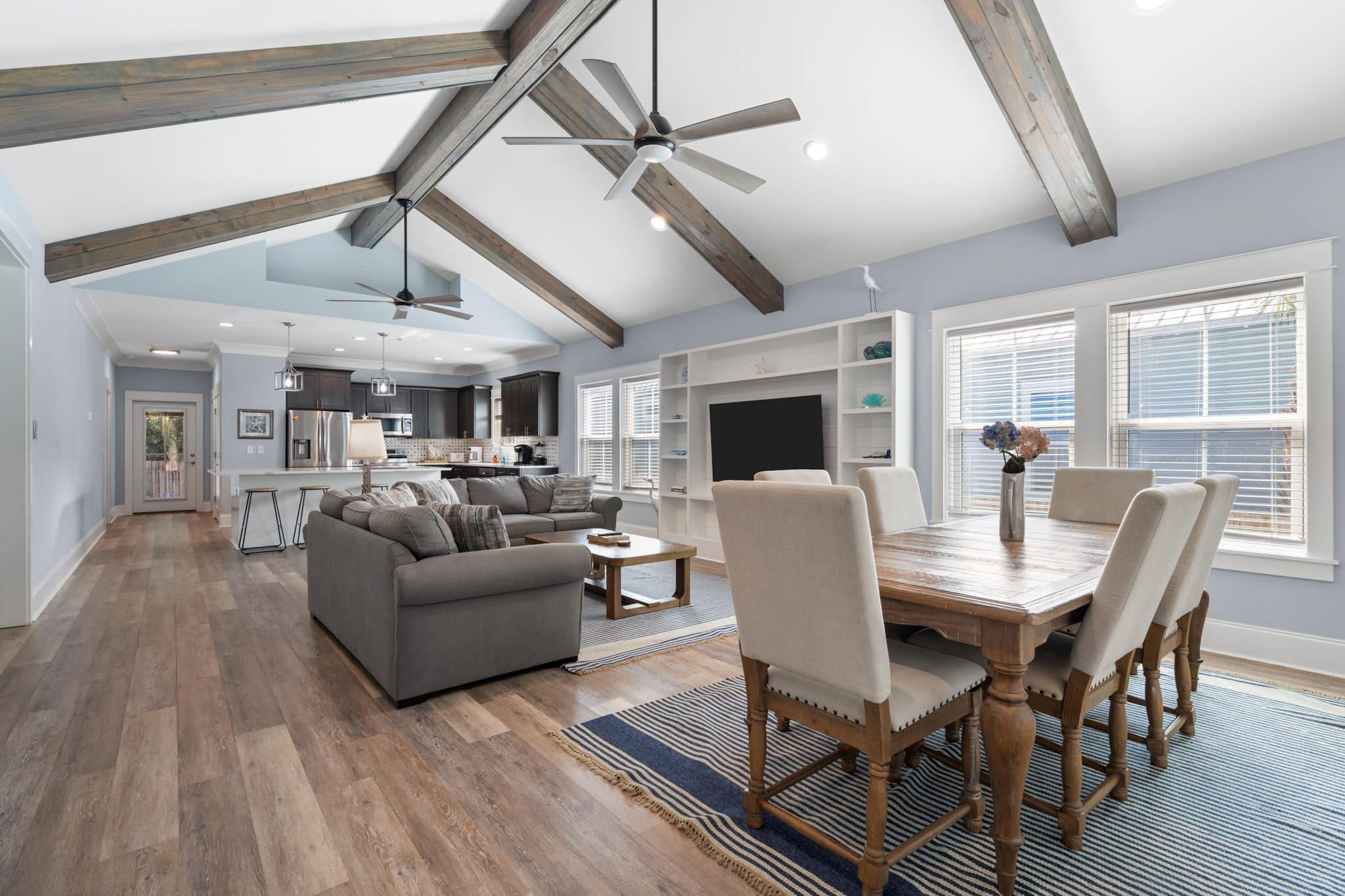 TOWN OF SANTA ROSA - Residential