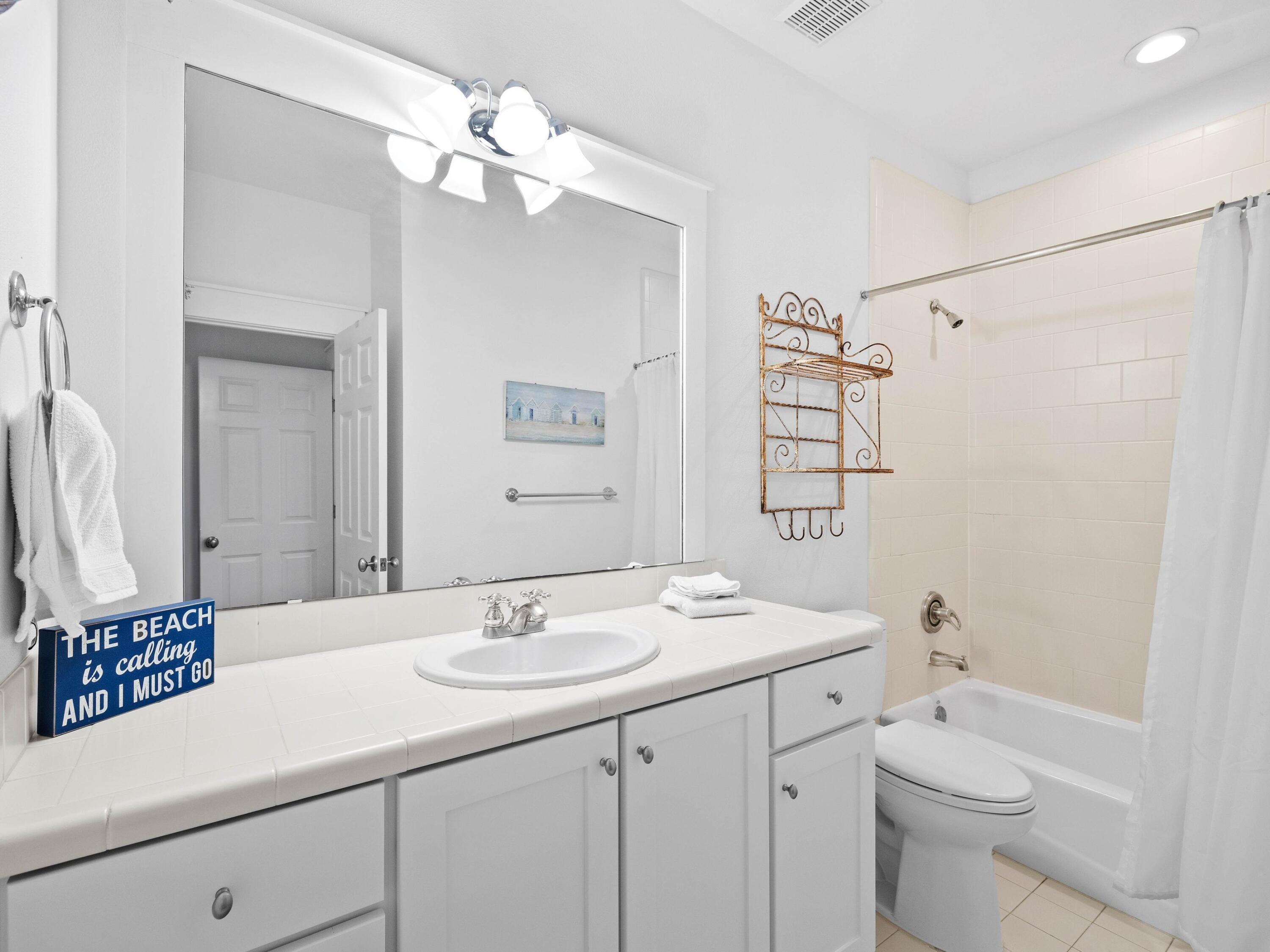 MAGNOLIA BAY - Residential