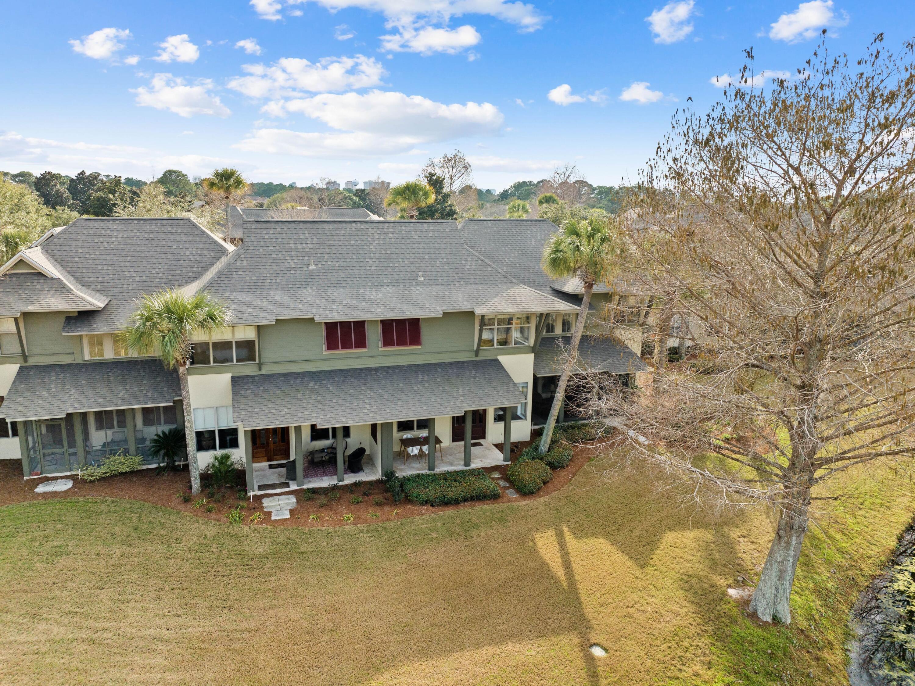 MAGNOLIA BAY - Residential